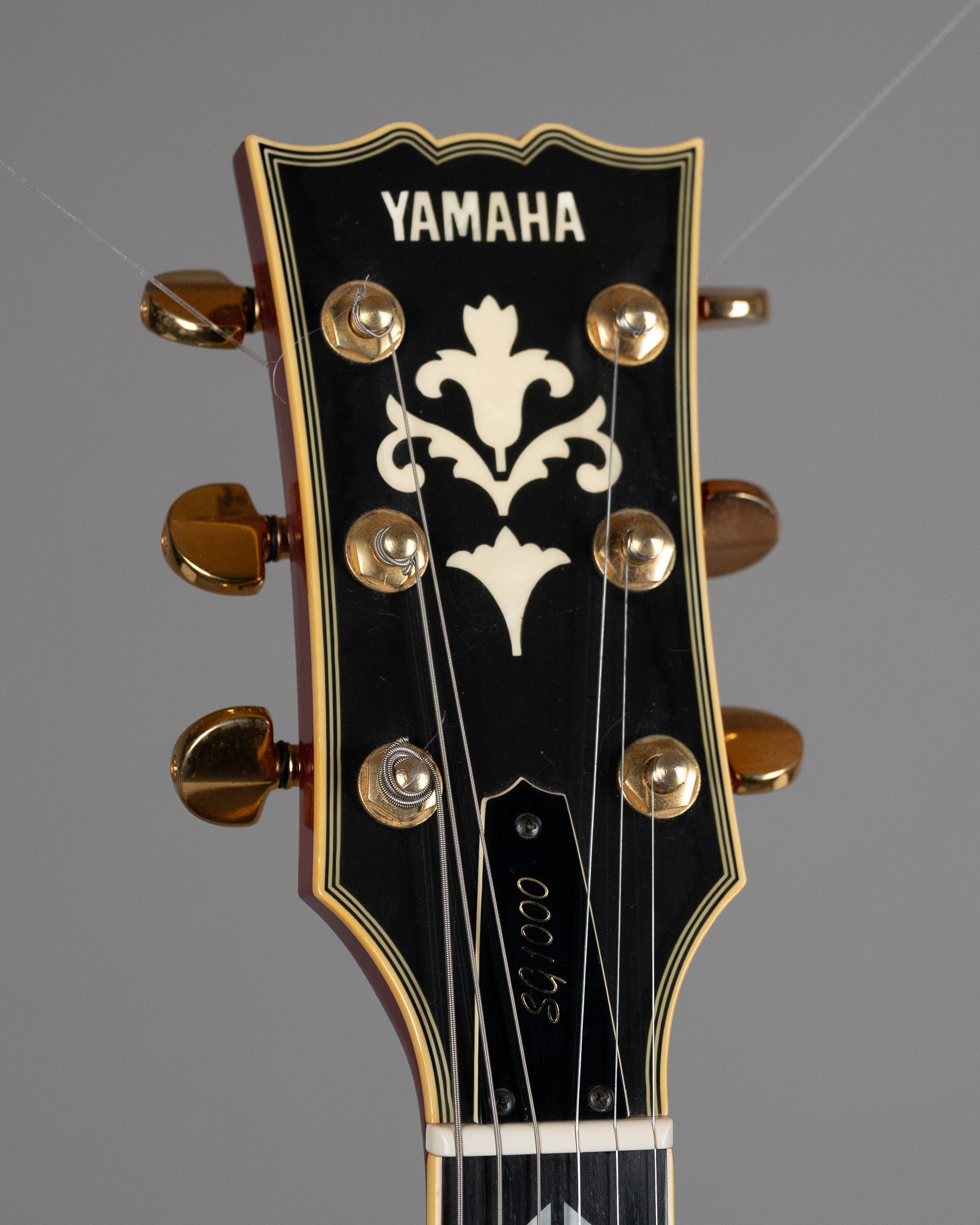1982 Yamaha SG-1000 (Japan, Sunburst, Road Case)