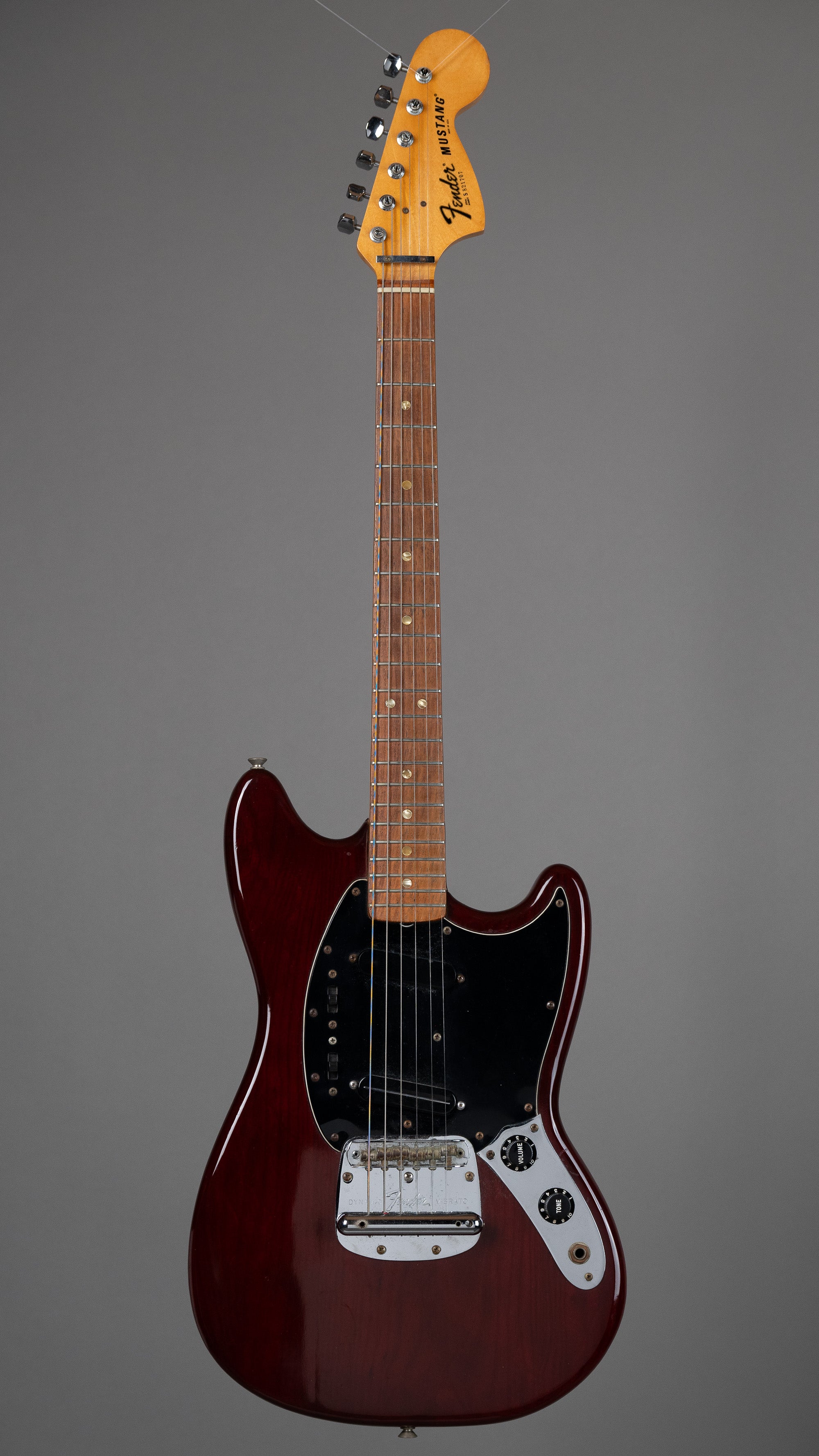 Fender USA Mustang 1978 OW 70’sヴィンテージ 1978 Fender Mustang (USA, Wine, OHSC)