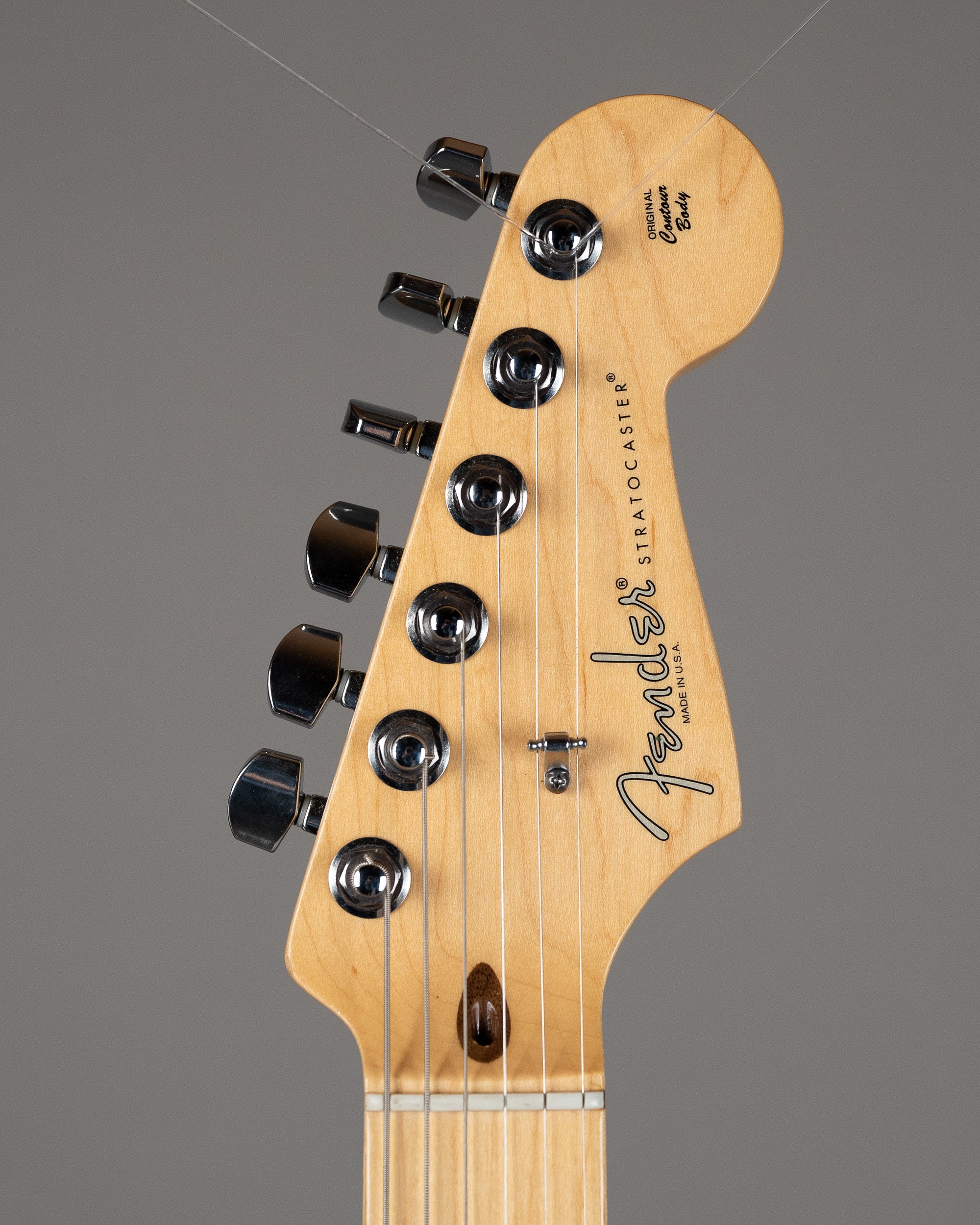 c2013 Fender American Standard Stratocaster (USA, Sunburst, OHSC)