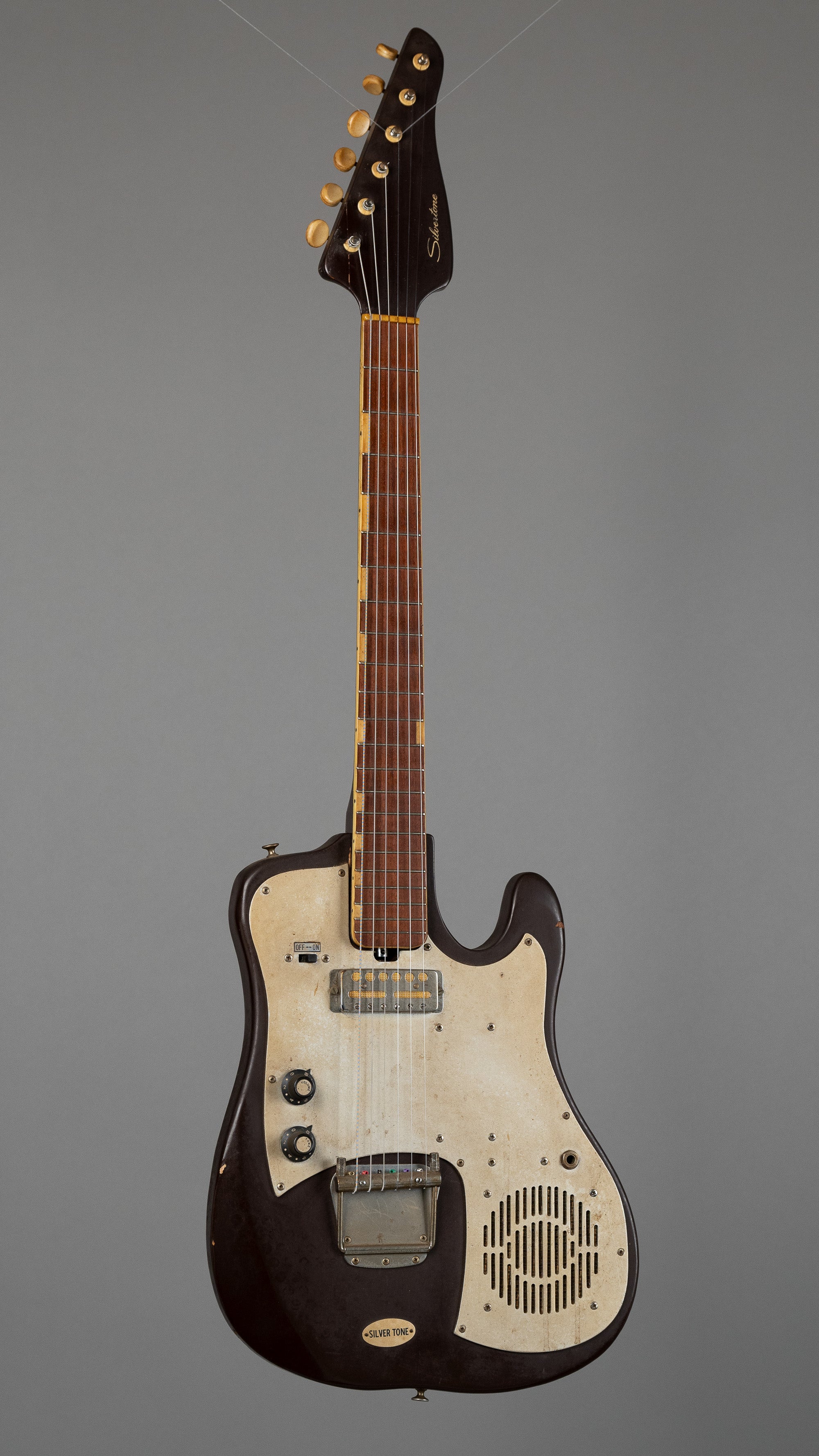 1960s Silvertone 1487 (Japan, Brown)