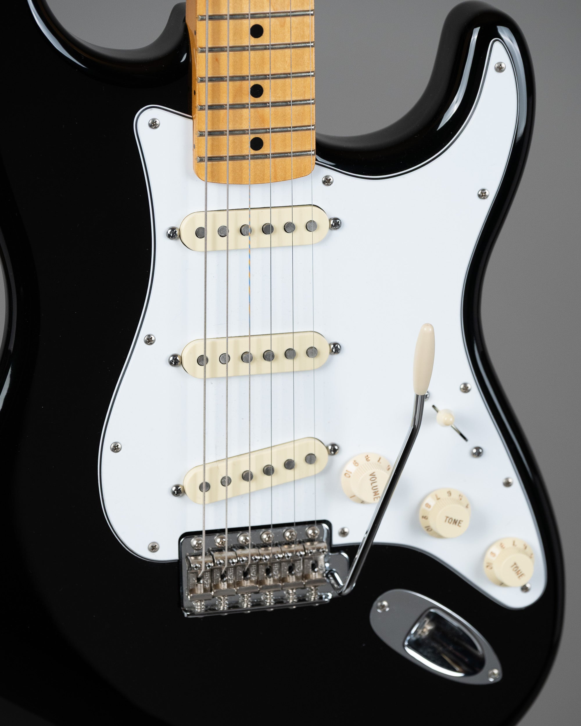 2016 Fender Jimi Hendrix Stratocaster (Mexico, Black, HSC)
