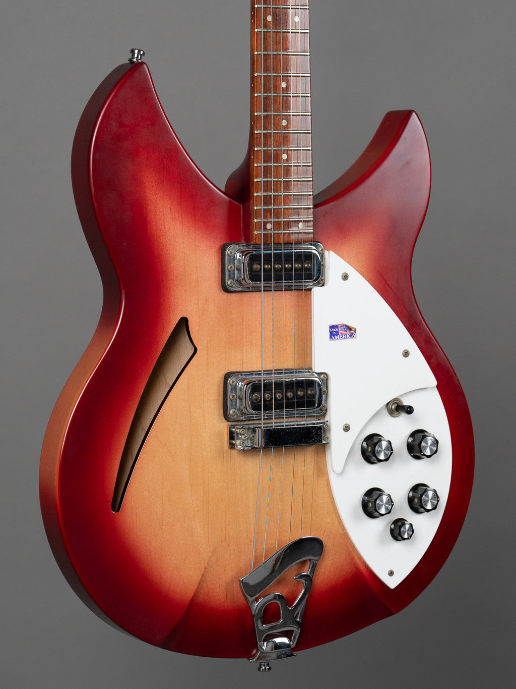 1999 Rickenbacker 330  (USA, Fireglo, OHSC)