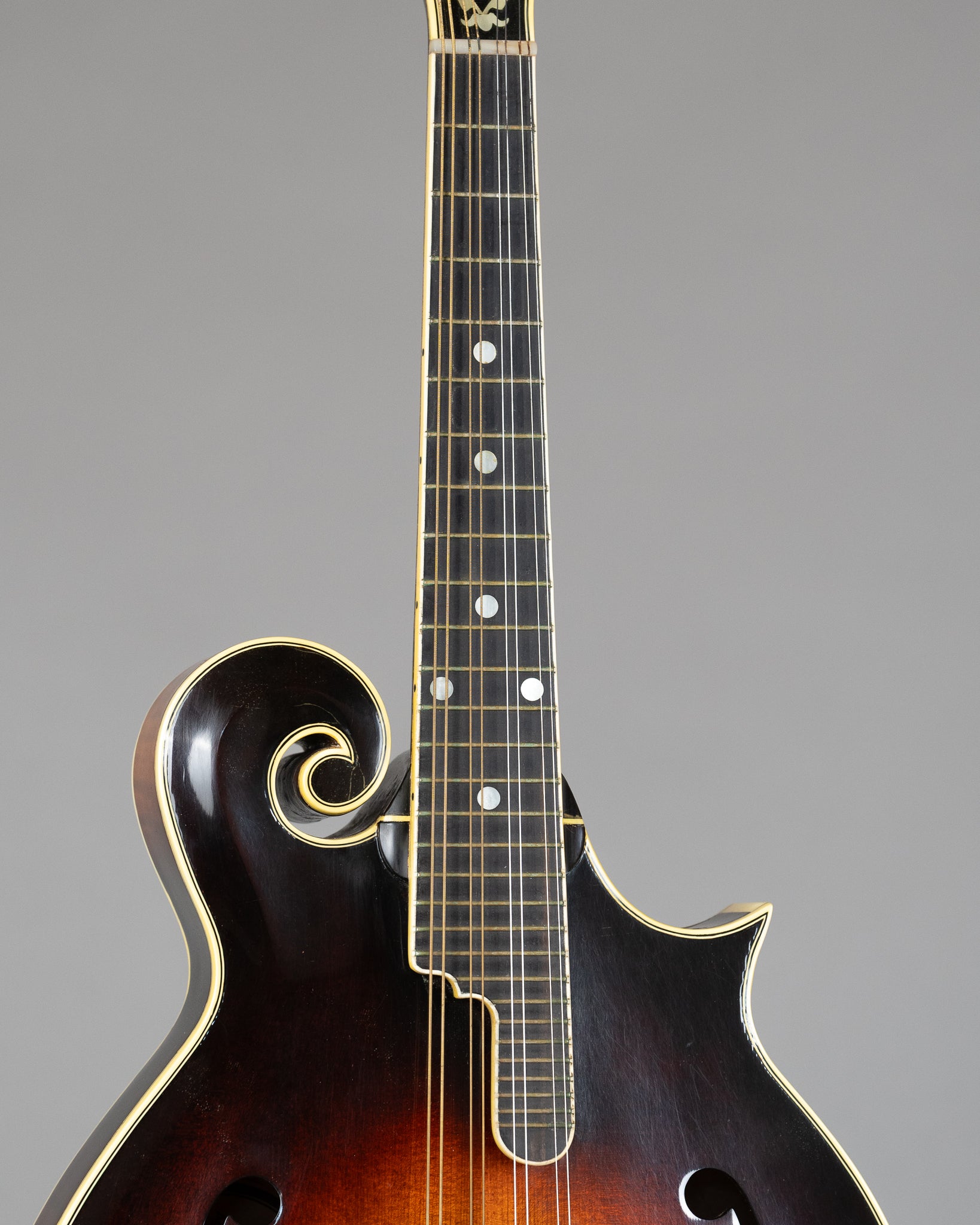 c1980 Grassland GL-L.L 'Lloyd Loar' F-Style Mandolin (Japan, Sunburst, OHSC)