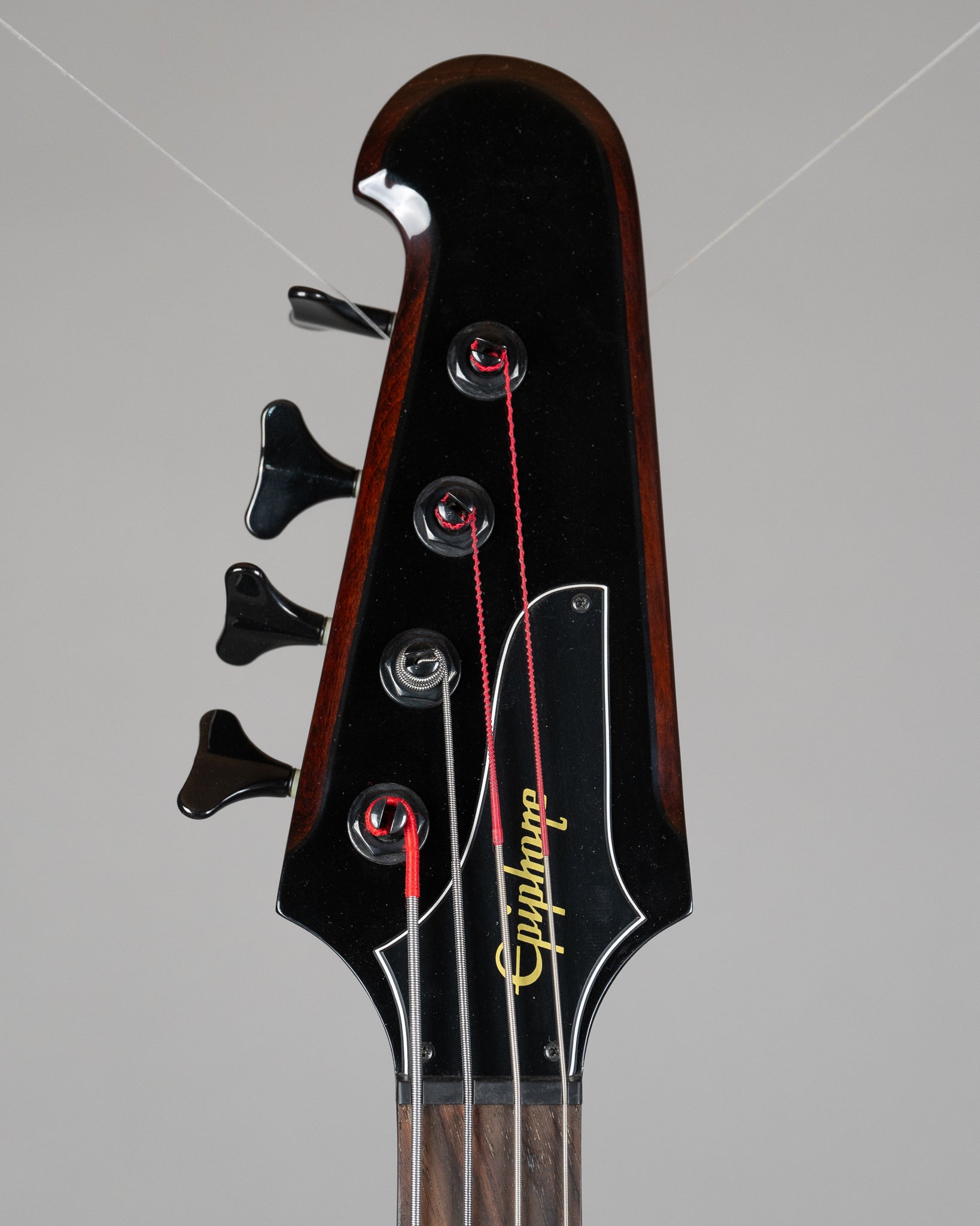c2005 Epiphone Thunderbird Bass (China, Sunburst)