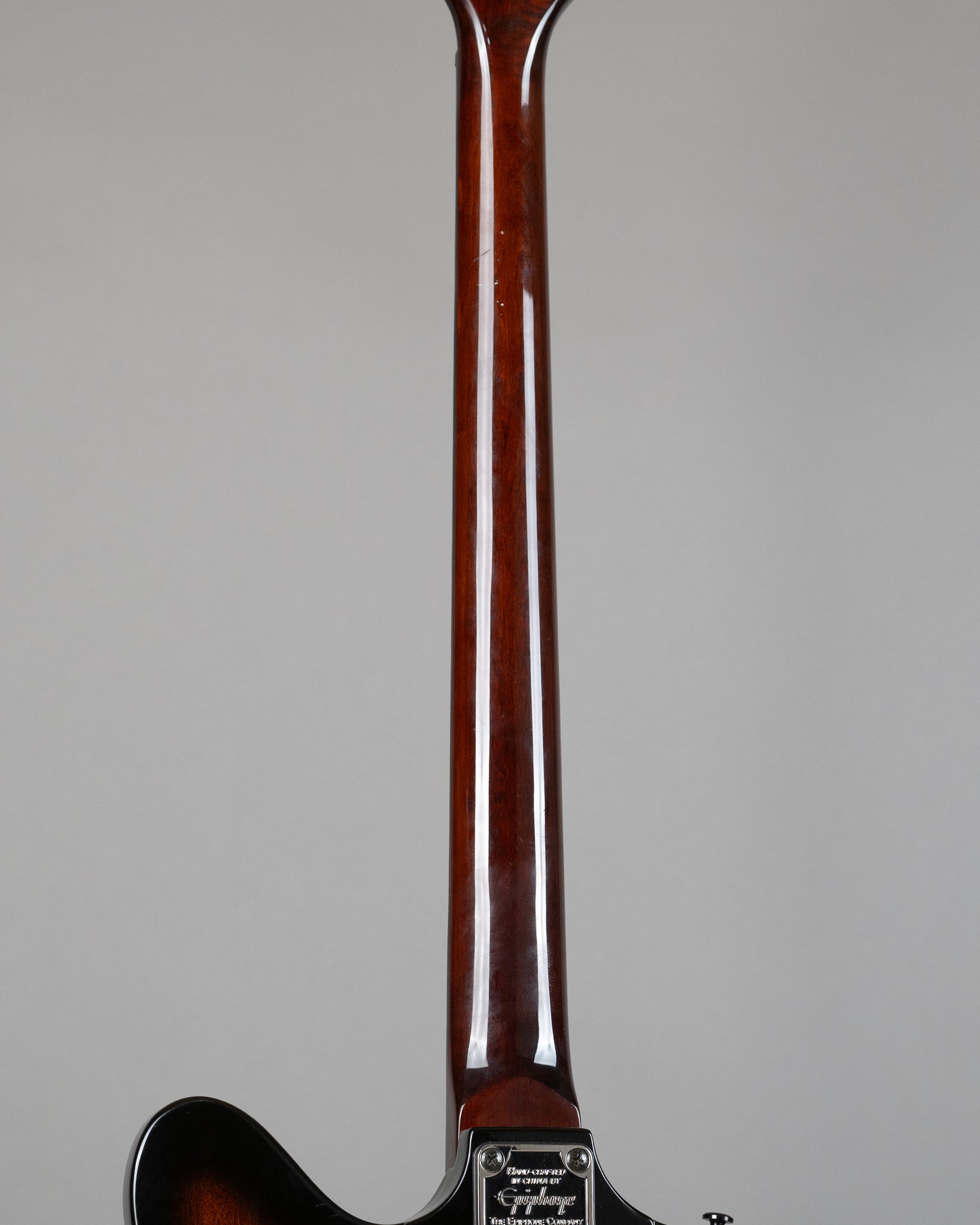 c2005 Epiphone Thunderbird Bass (China, Sunburst)