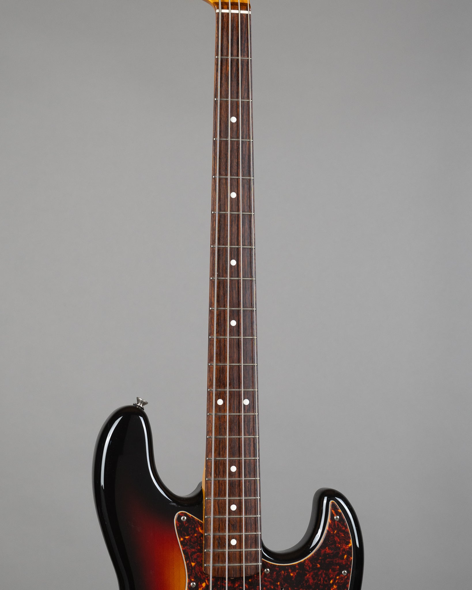 c2002 Fender JB62 Jazz Bass (Japan, Sunburst, Custom Shop Pickups)