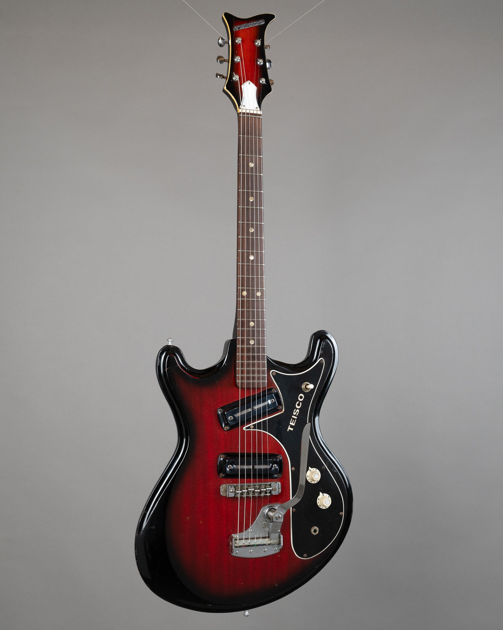 c1967 Teisco V-2 (Japan, Redburst)