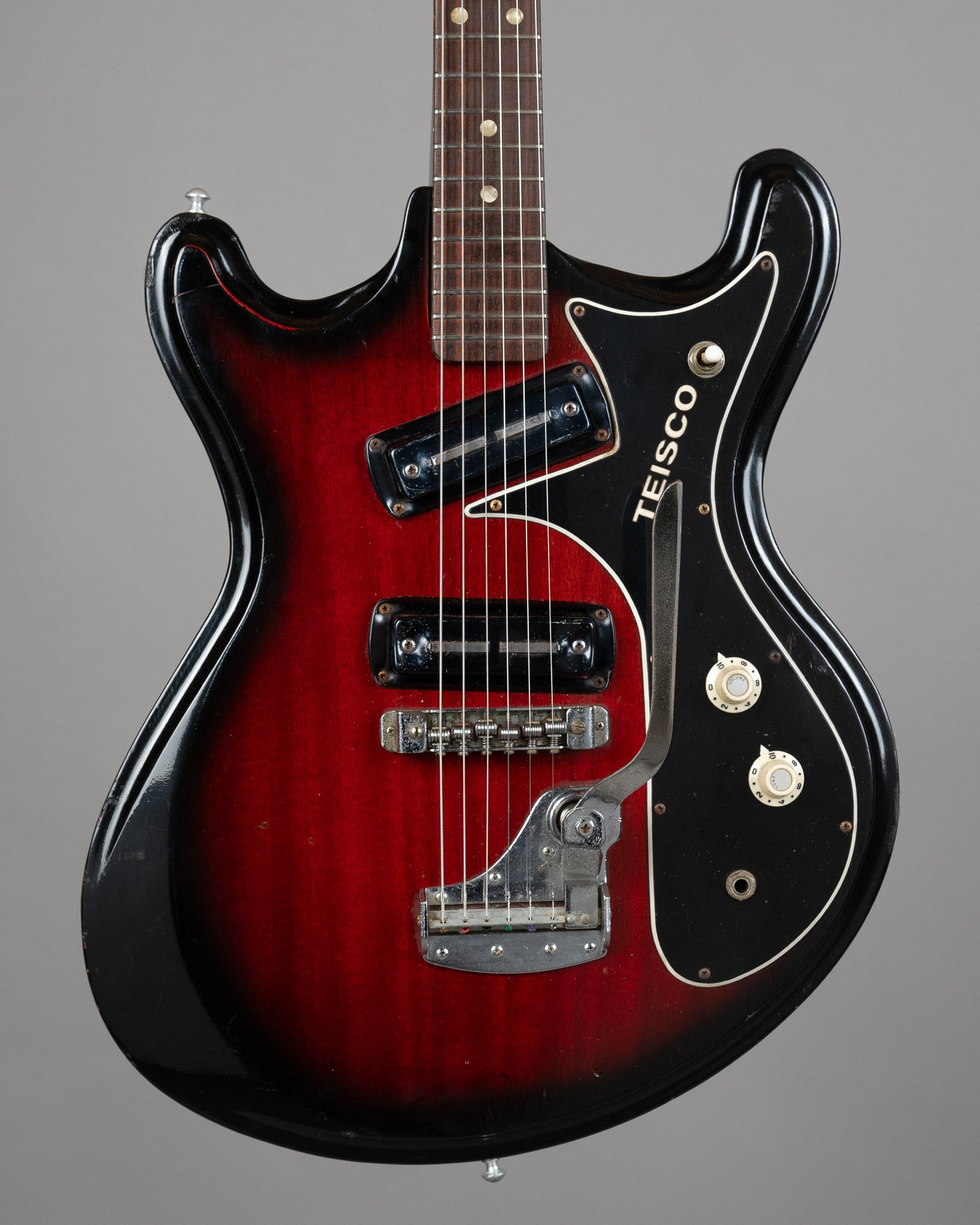 c1967 Teisco V-2 (Japan, Redburst)