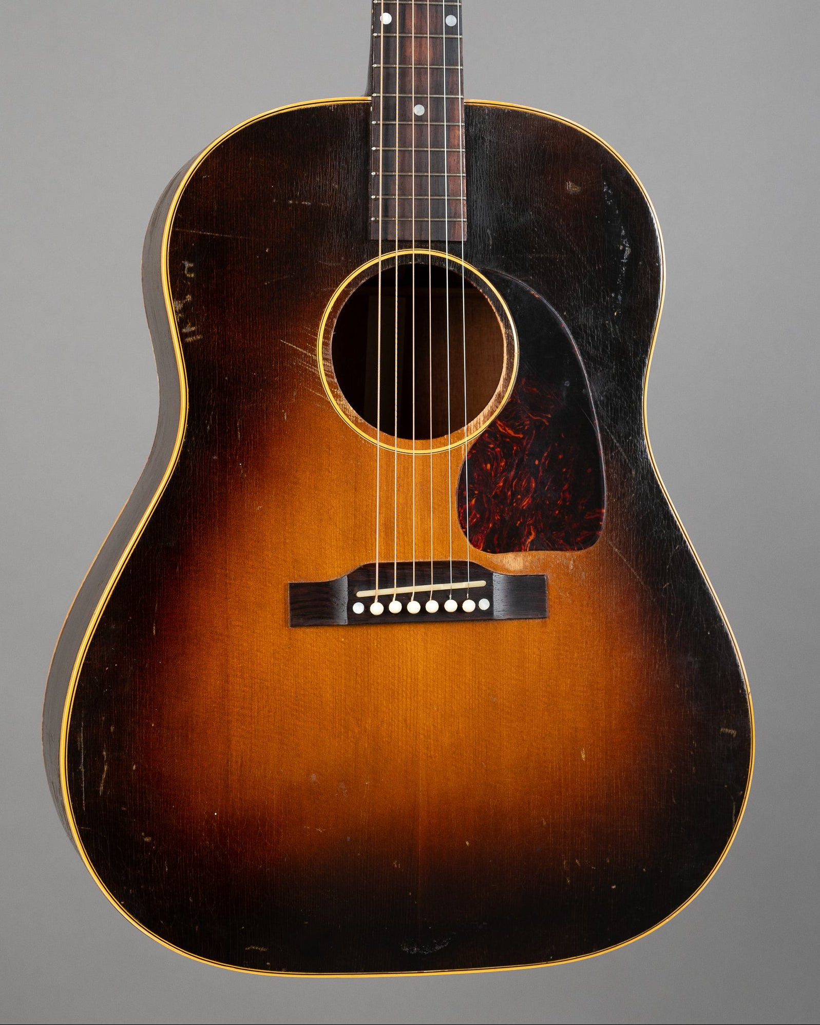 1953 Gibson J-45 (USA, Sunburst, HSC)