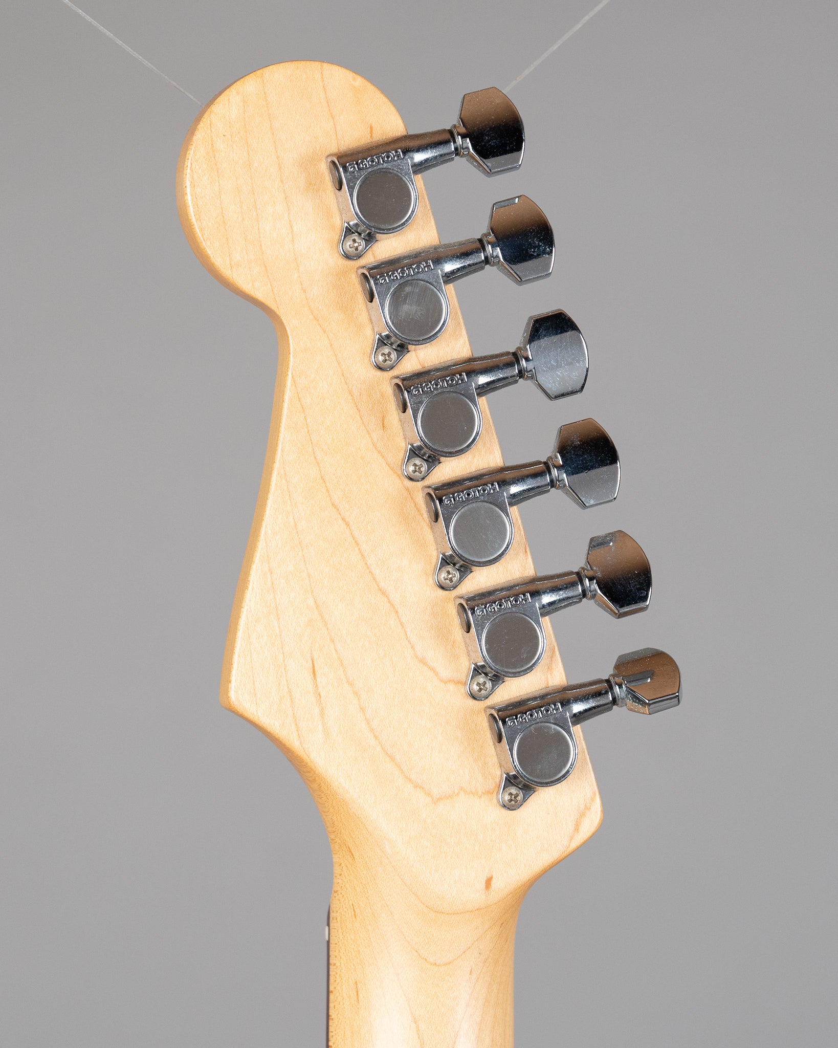 c2000s Fender Japan Stratocaster ST-50 (Japan, Sunburst)