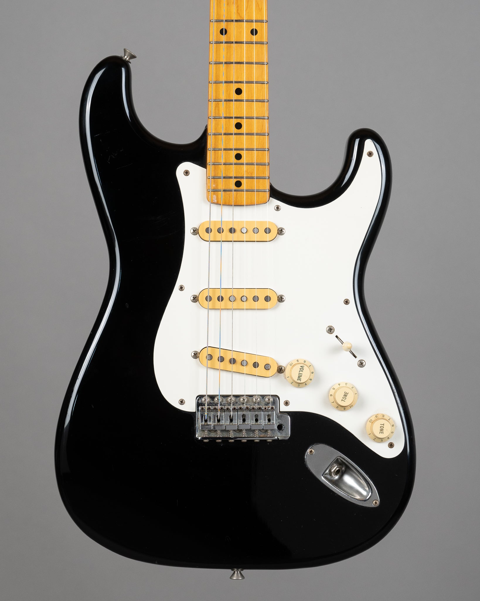 1987 Fender STD-57 Stratocaster (Japan, Black)