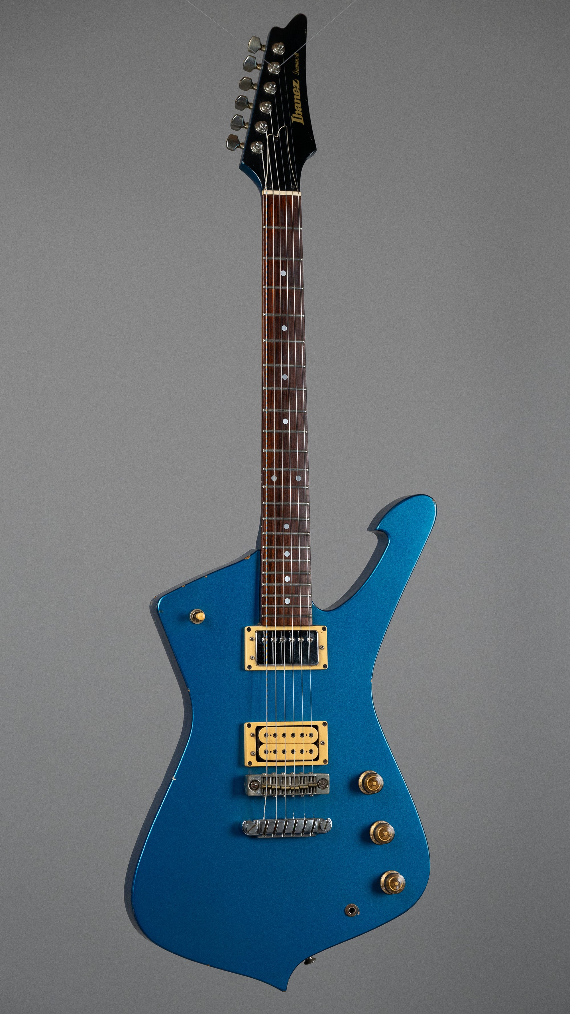 1982 Ibanez Iceman II (Japan. Regal Blue)