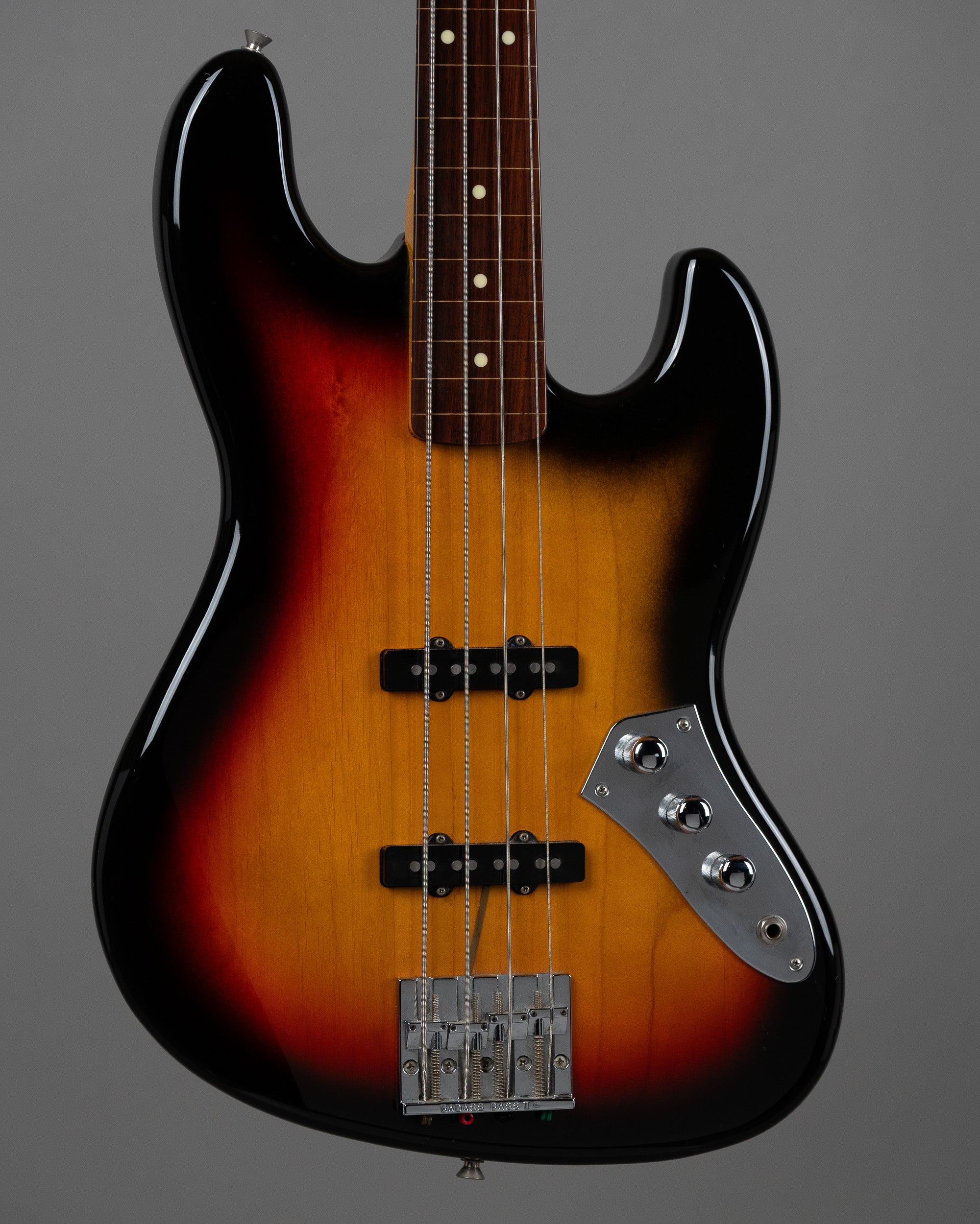 1999 Fender '62 RI Jazz Bass (Japan, Fretless, Sunburst)
