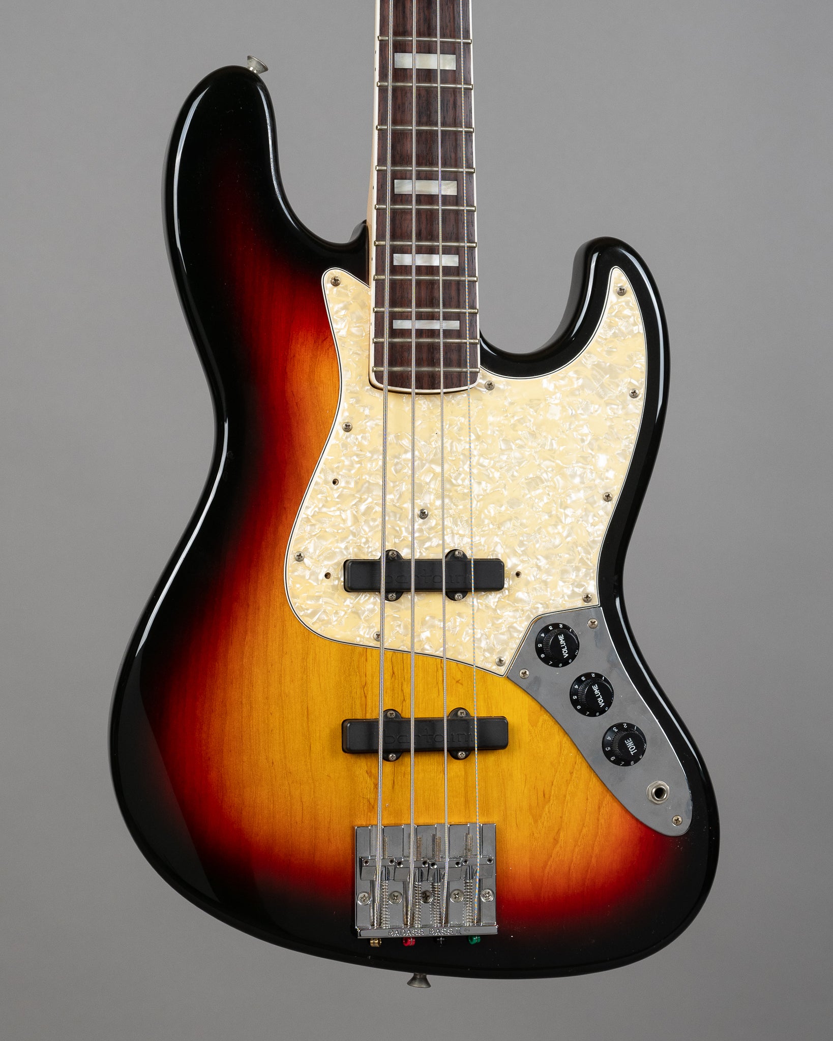 c2000 Fender JB-75R Jazz Bass (Japan, Sunburst, Bartolini Pickups)