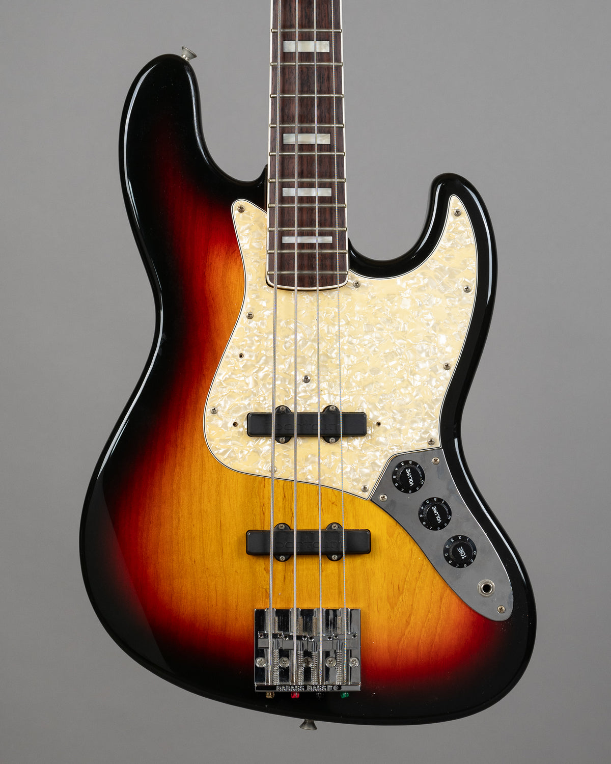 c2000 Fender JB-75R Jazz Bass (Japan, Sunburst, Bartolini Pickups)
