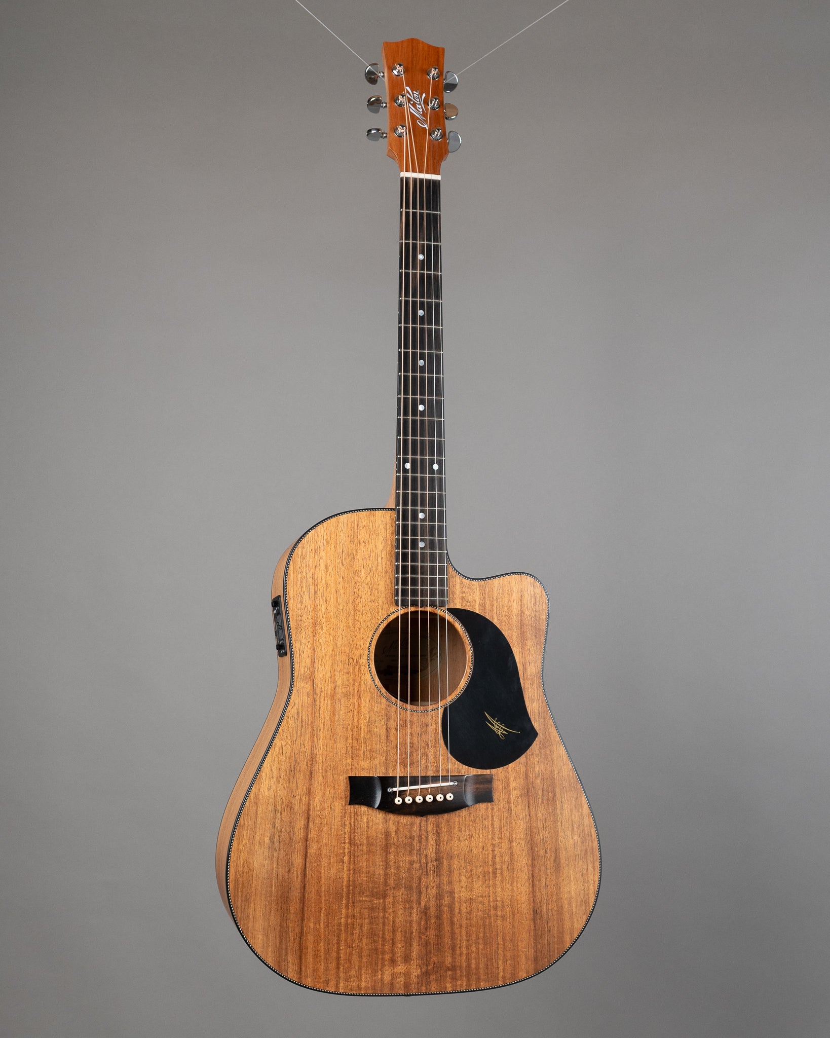 c2020s Maton EBW70C (Australia, Blackwood, OHSC)