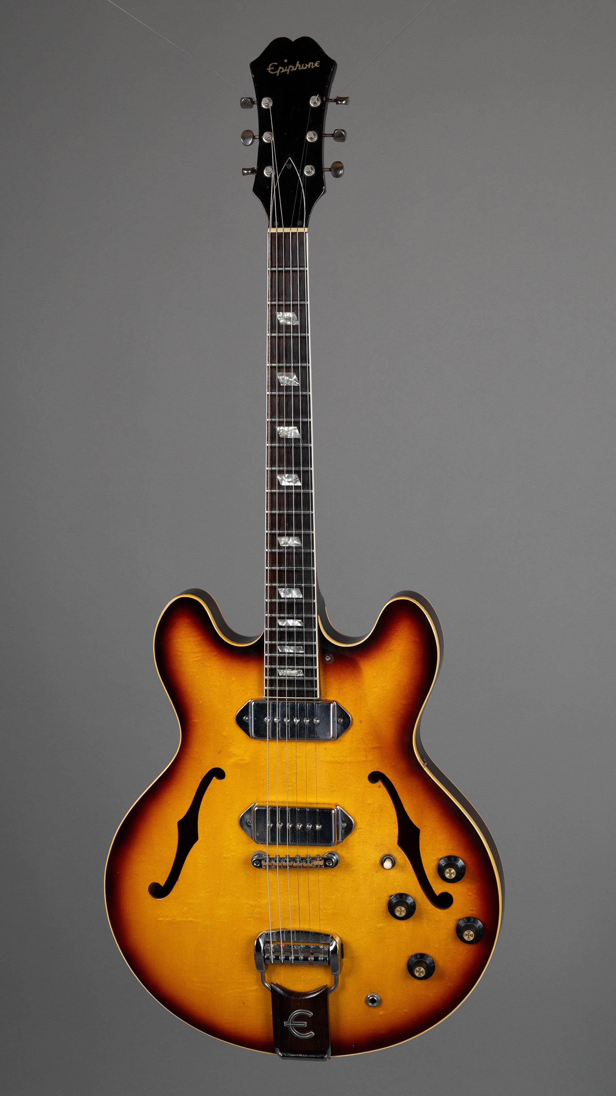 1967 Epiphone E230TD Casino (USA, Sunburst, HSC)