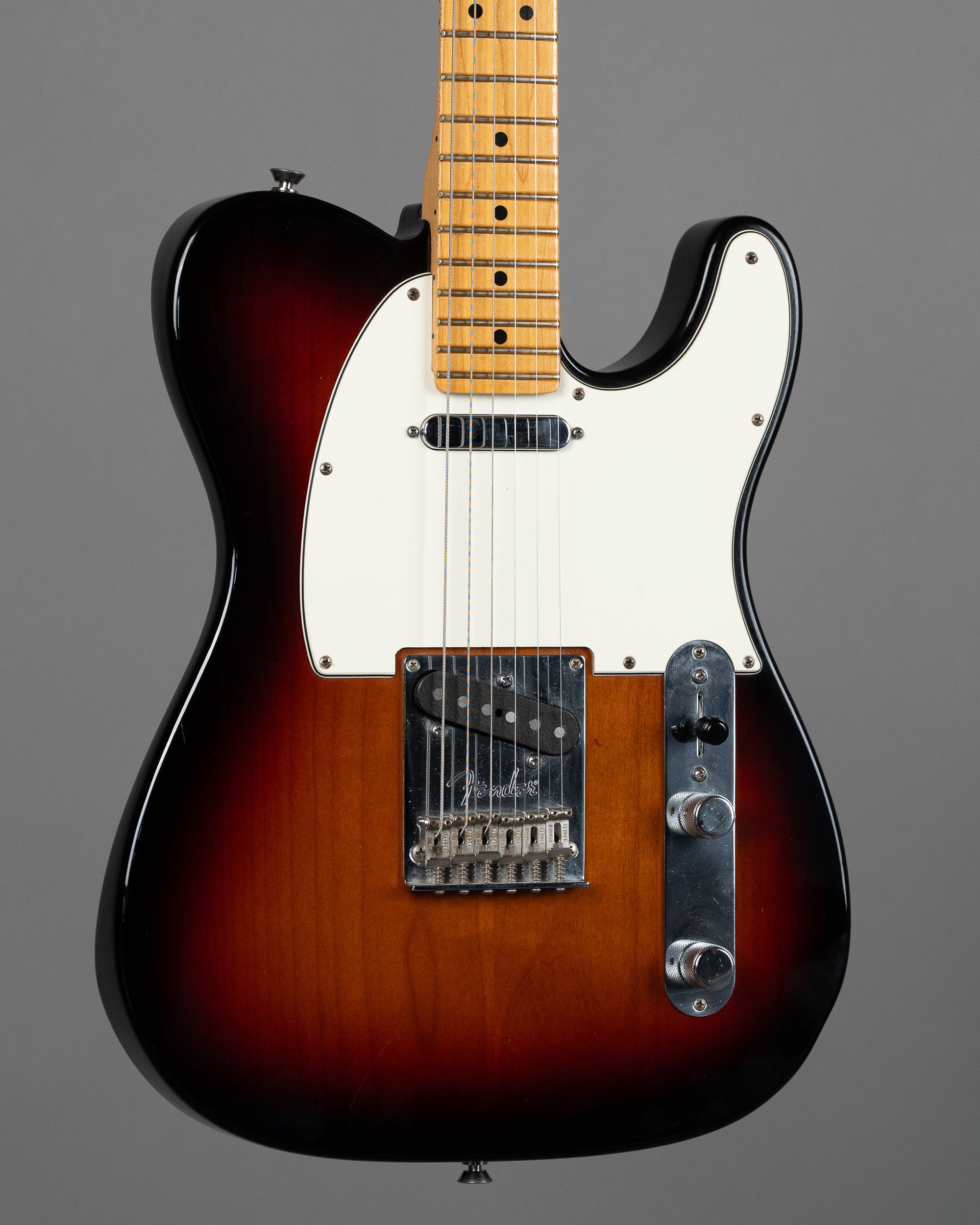 2015 Fender American Standard Telecaster (USA, Sunburst, OHSC)