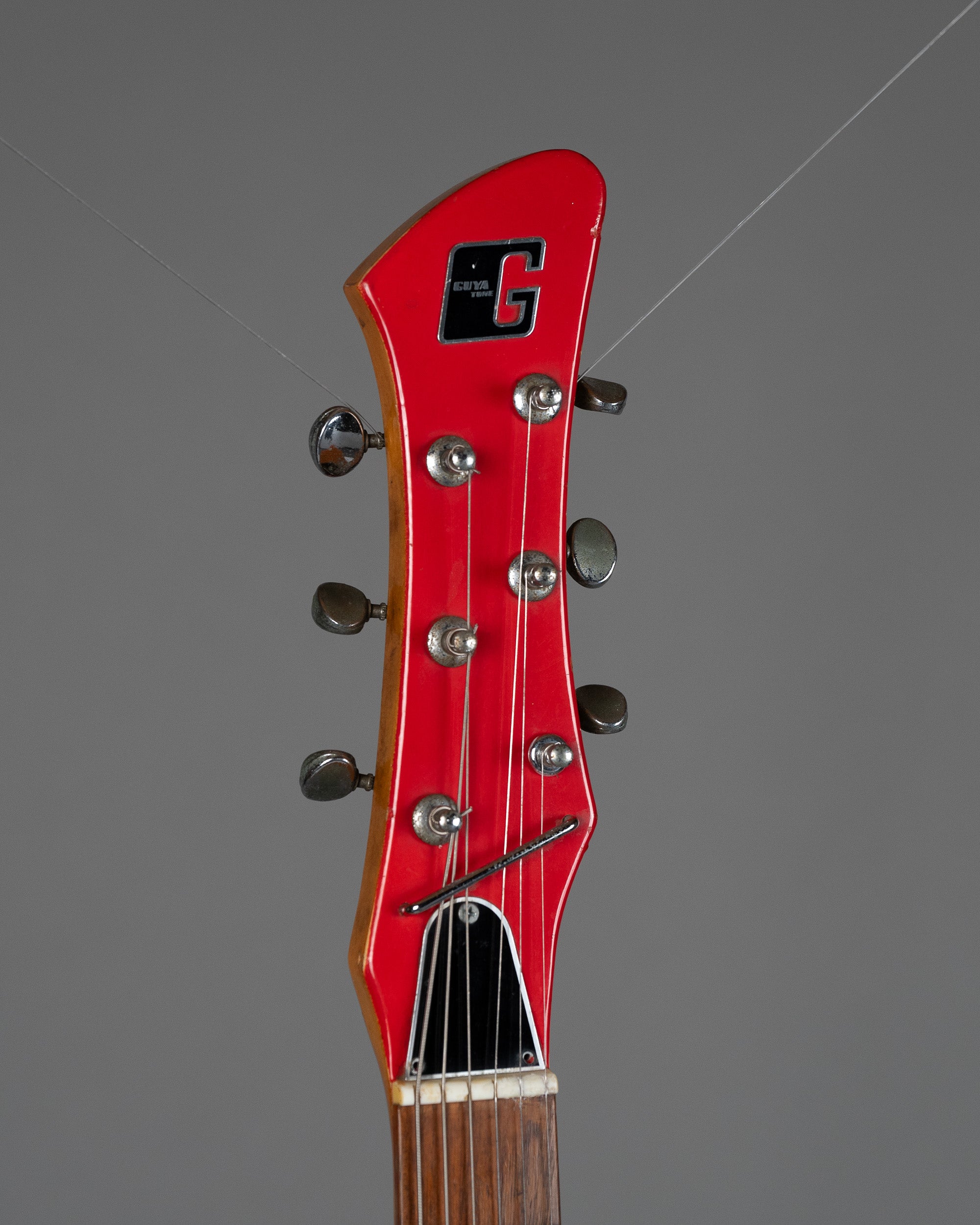 c1966 Guyatone LG-150T (Japan, Blood Red)