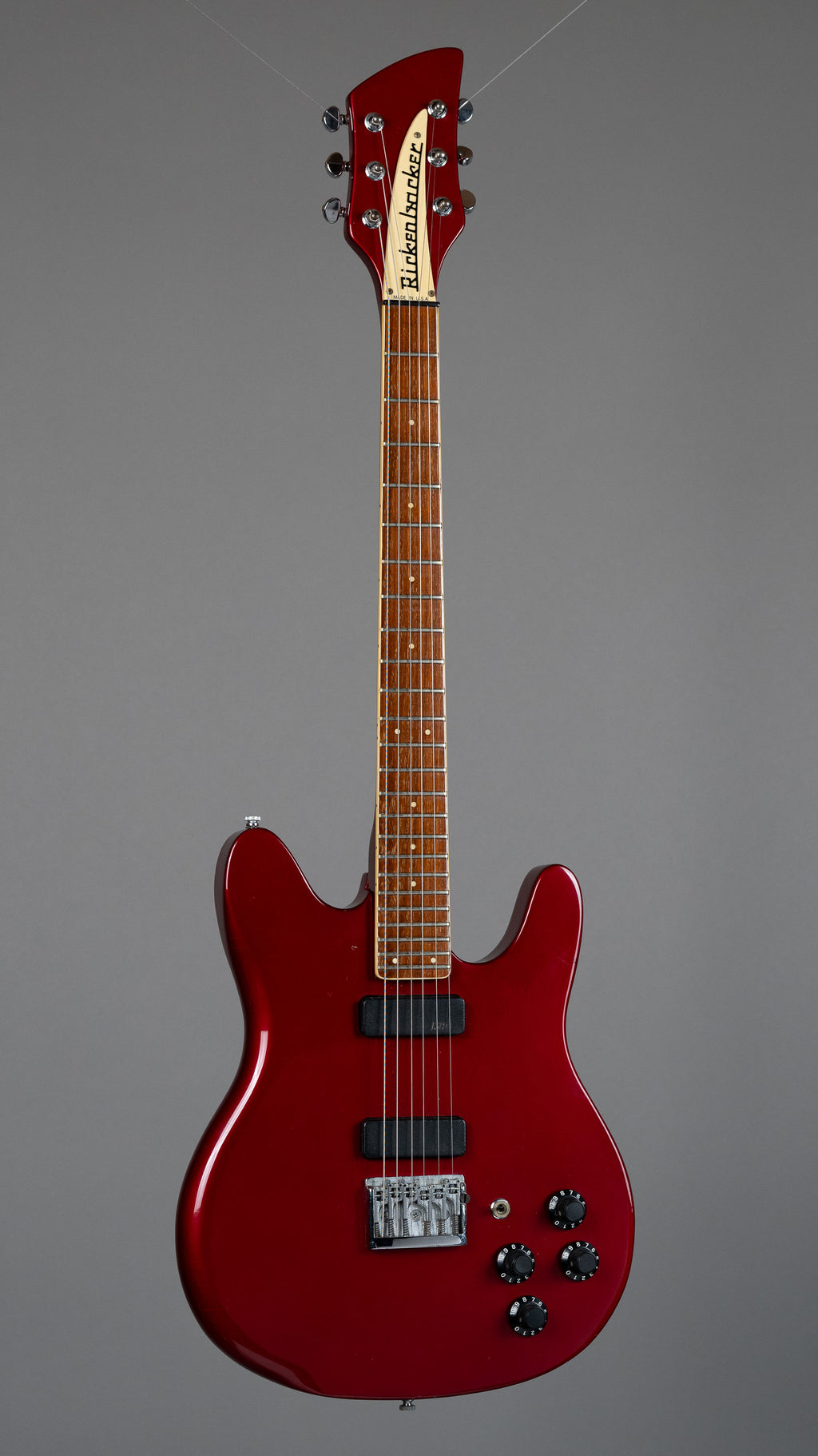 1990 Rickenbacker 230 Hamburg (USA, Burgundyglo, OHSC)