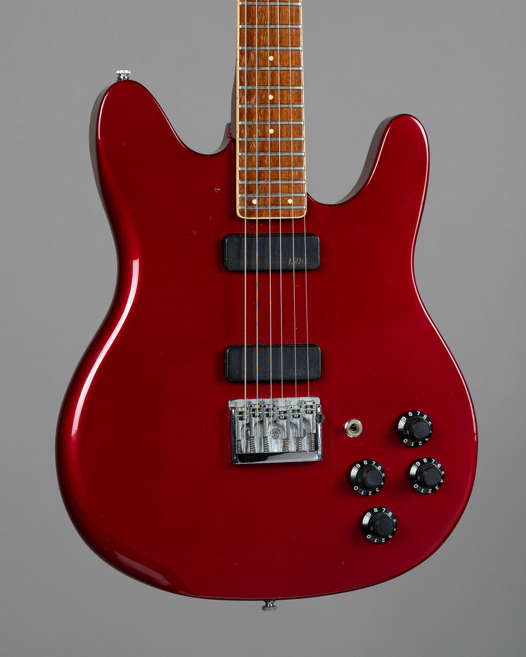 1990 Rickenbacker 230 Hamburg (USA, Burgundyglo, OHSC)