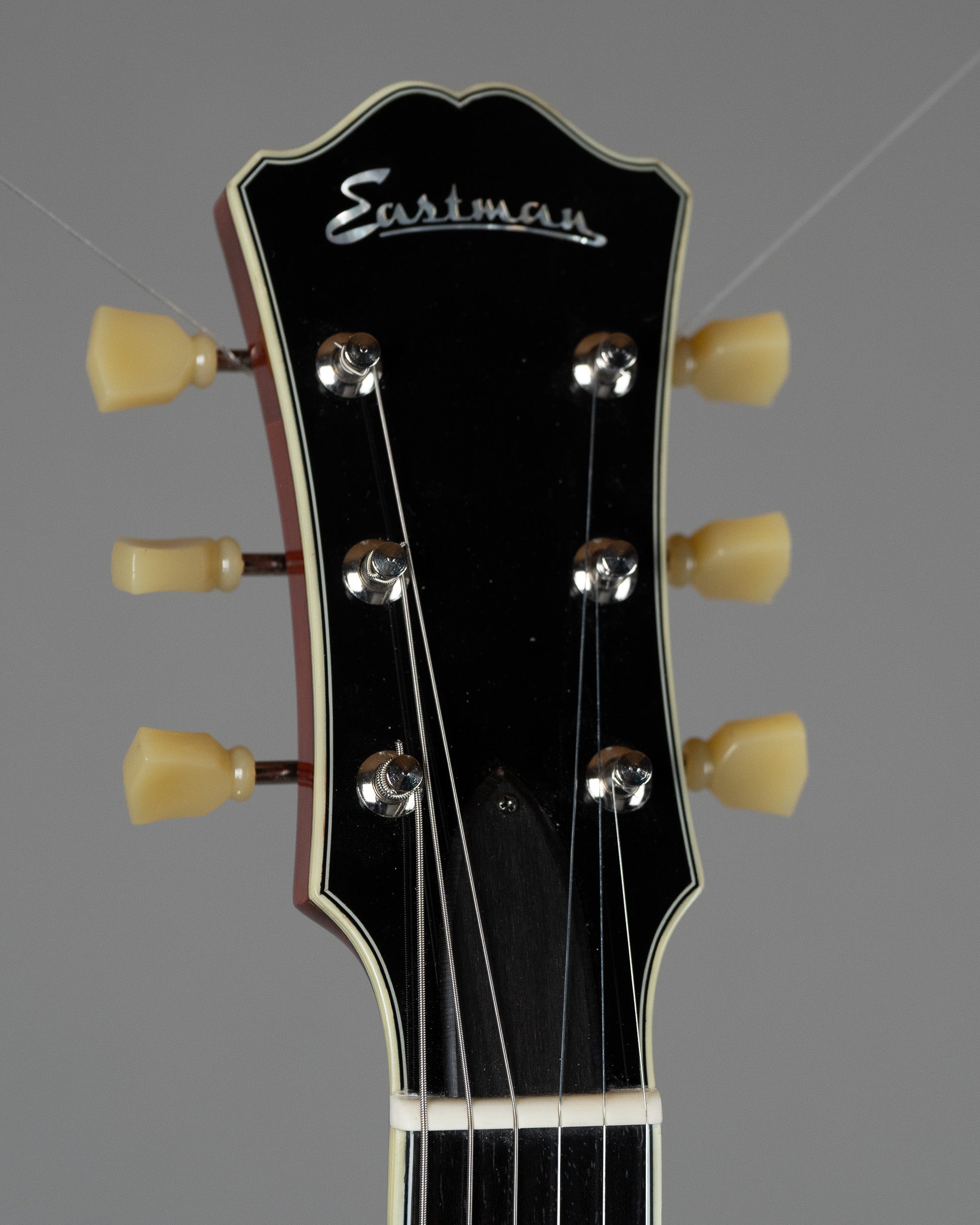 2022 Eastman T484  (China, Classic, OHSC)