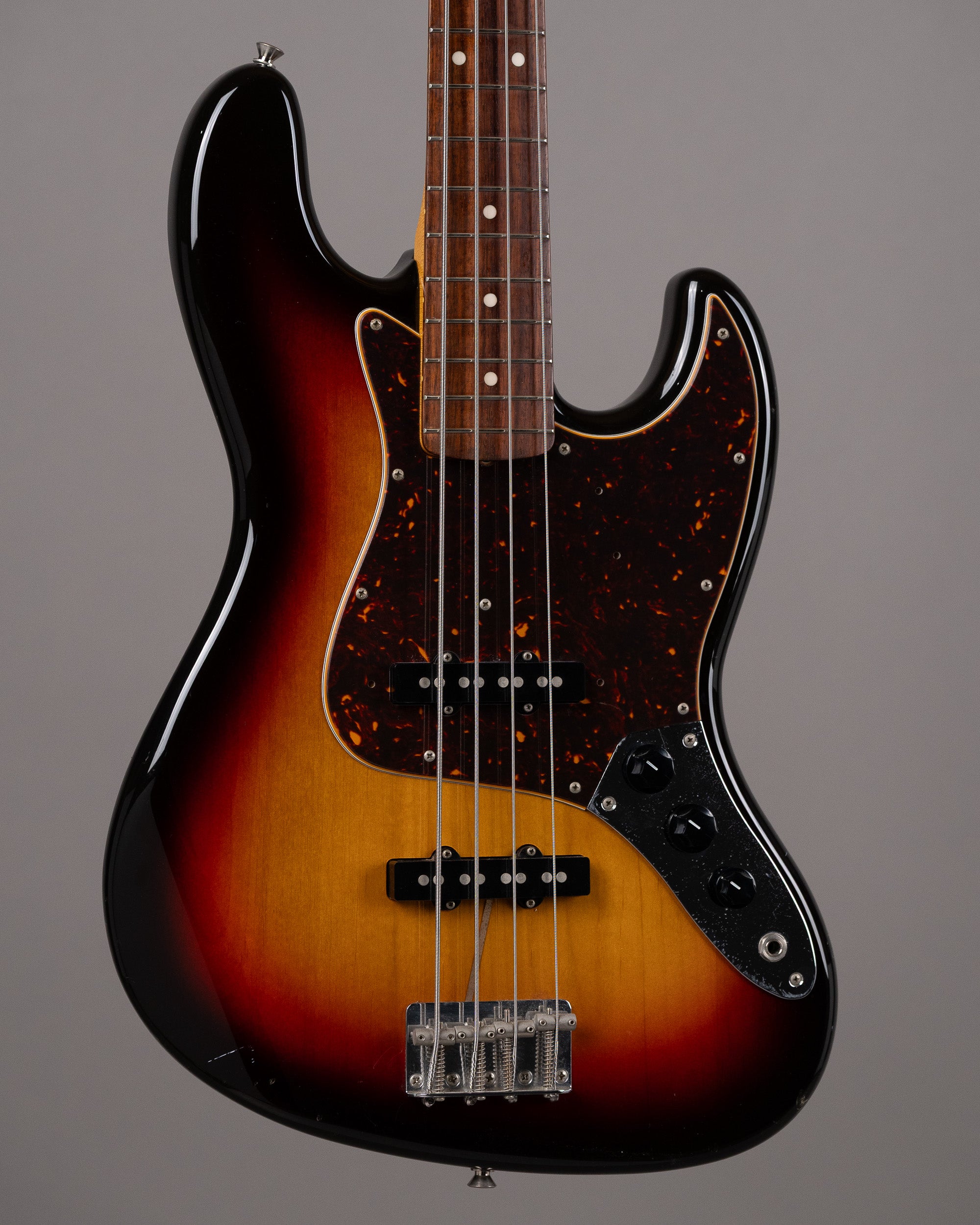 2004 Fender Jazz Bass '62 RI (Japan, Sunburst)
