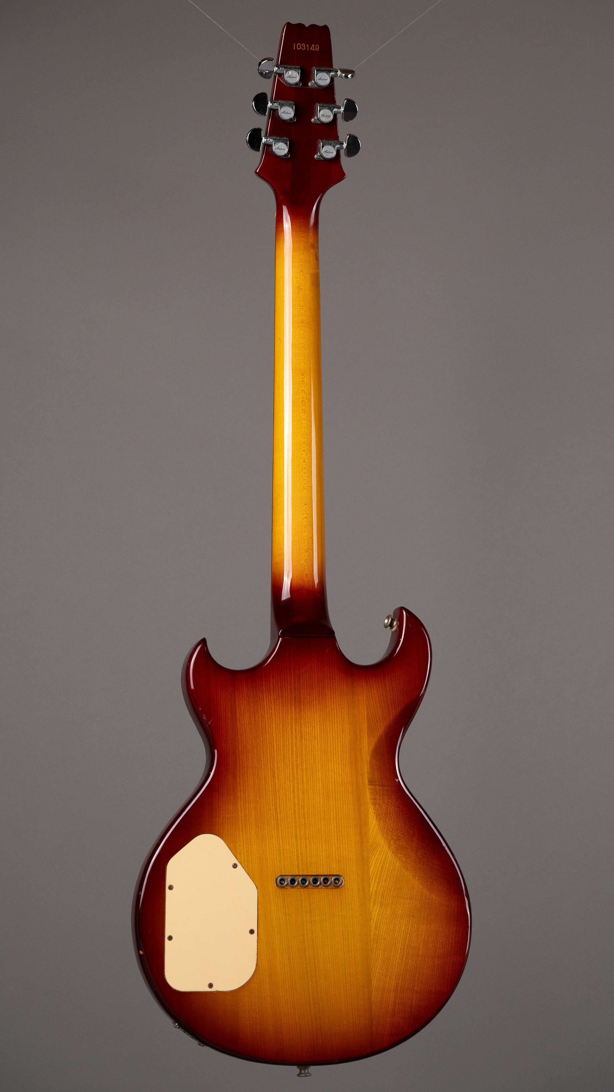 ギター Aria Pro II Cardinal Series cs-400 1990's Aria Pro II Cardinal Series CS-400 Electric Guitar