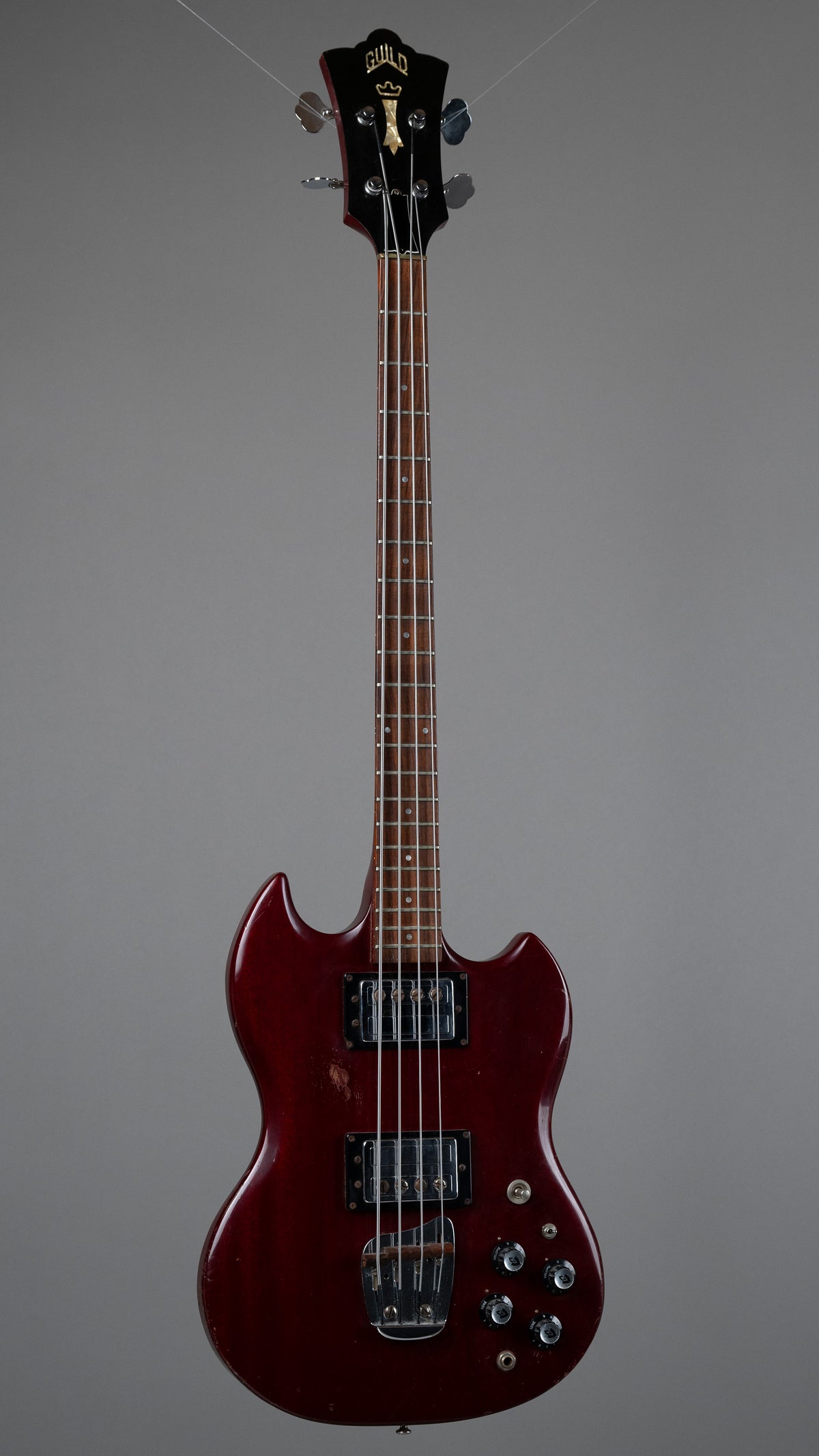 1973 Guild Jetstar II (USA, Cherry, HSC)