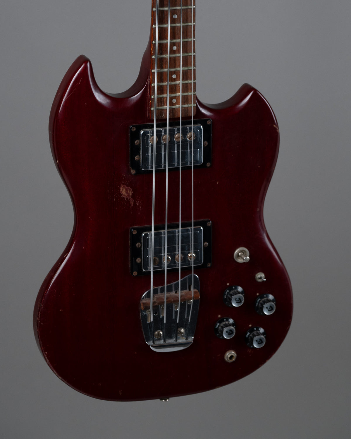 1973 Guild Jetstar II (USA, Cherry, HSC)