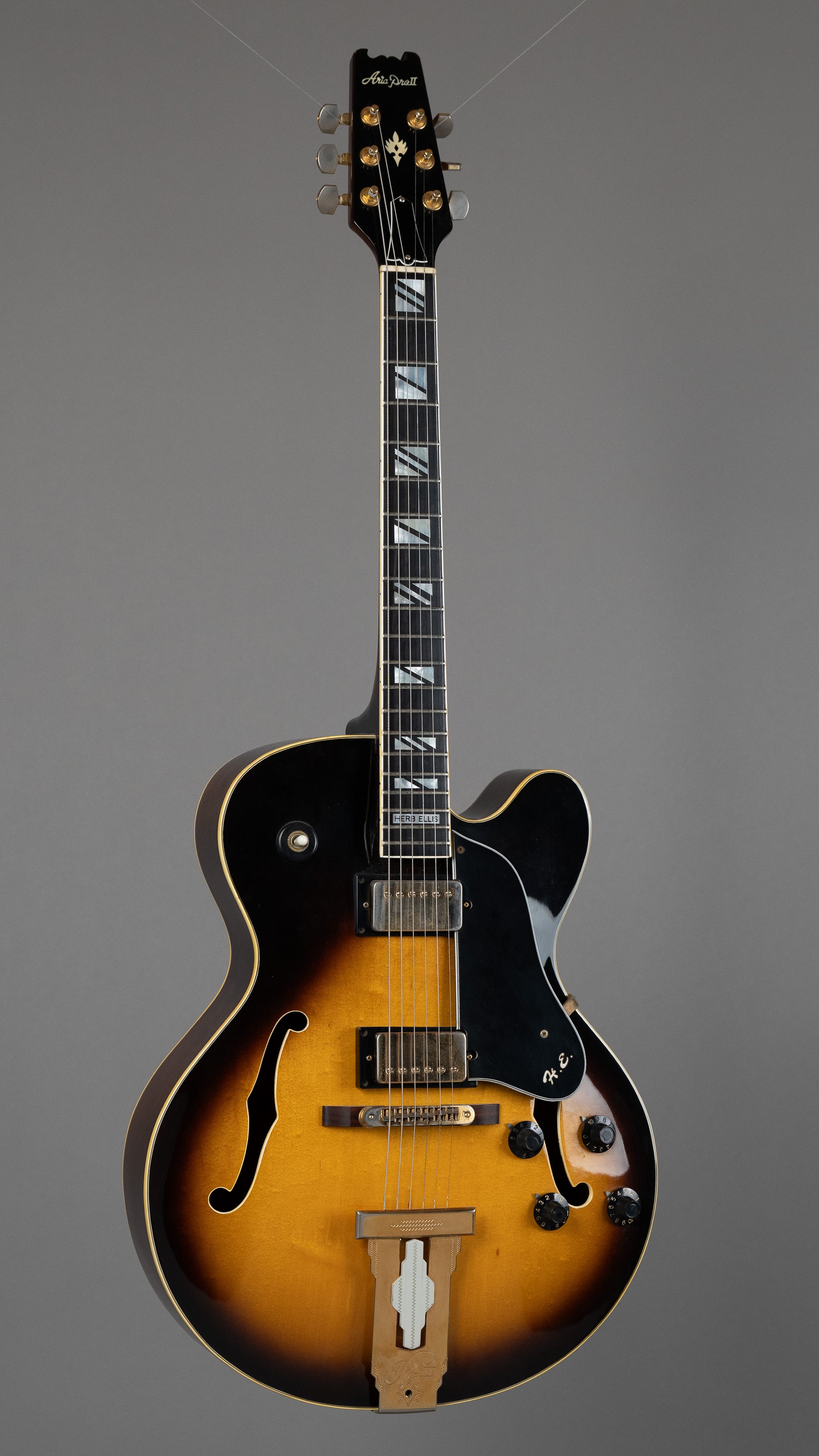1979 Aria Pro 2 Herb Ellis PE-175 (Japan, Sunburst, OHSC)