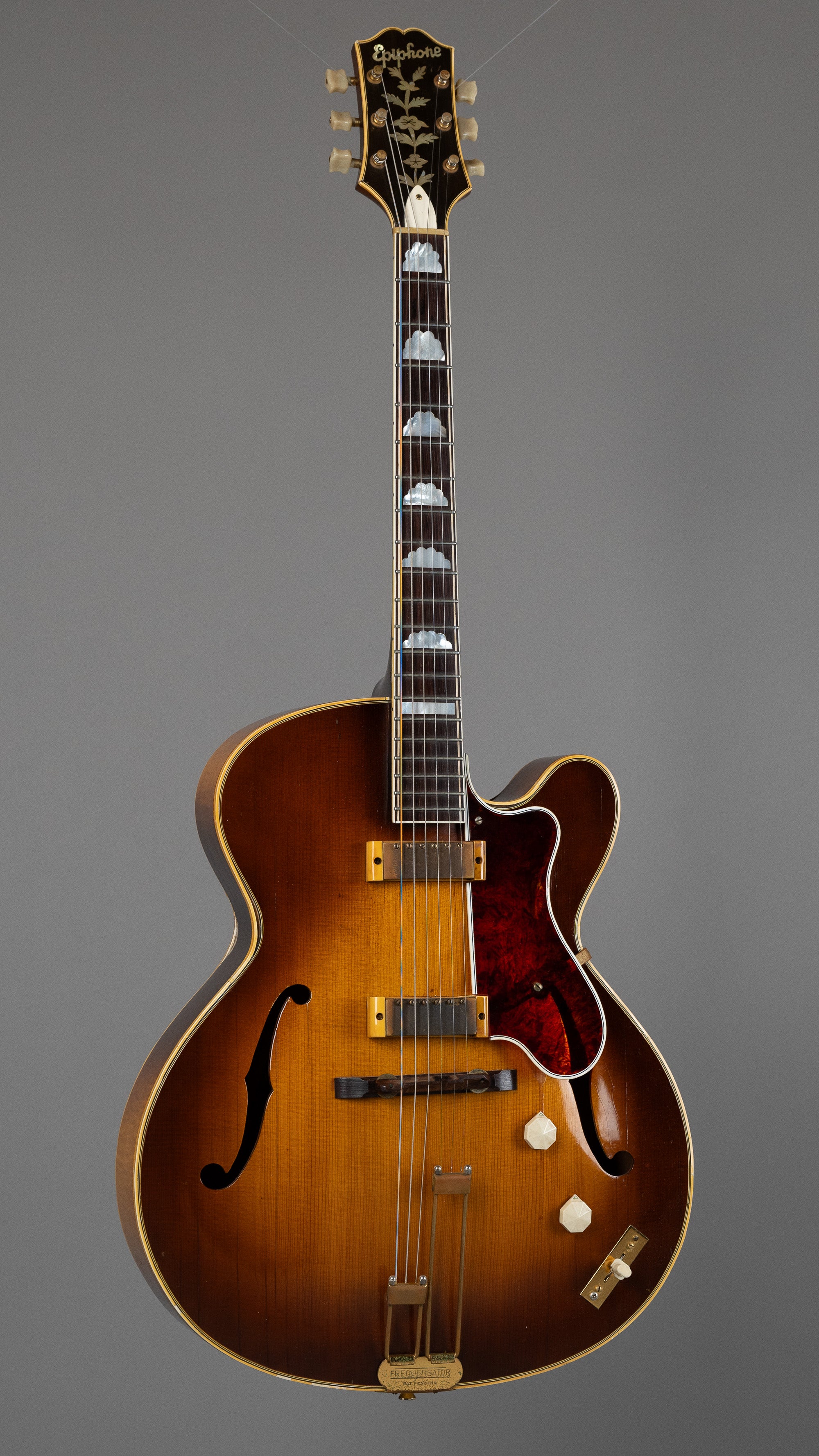 1953 Epiphone Zephyr Deluxe Regent (USA, Sunburst, OHSC)