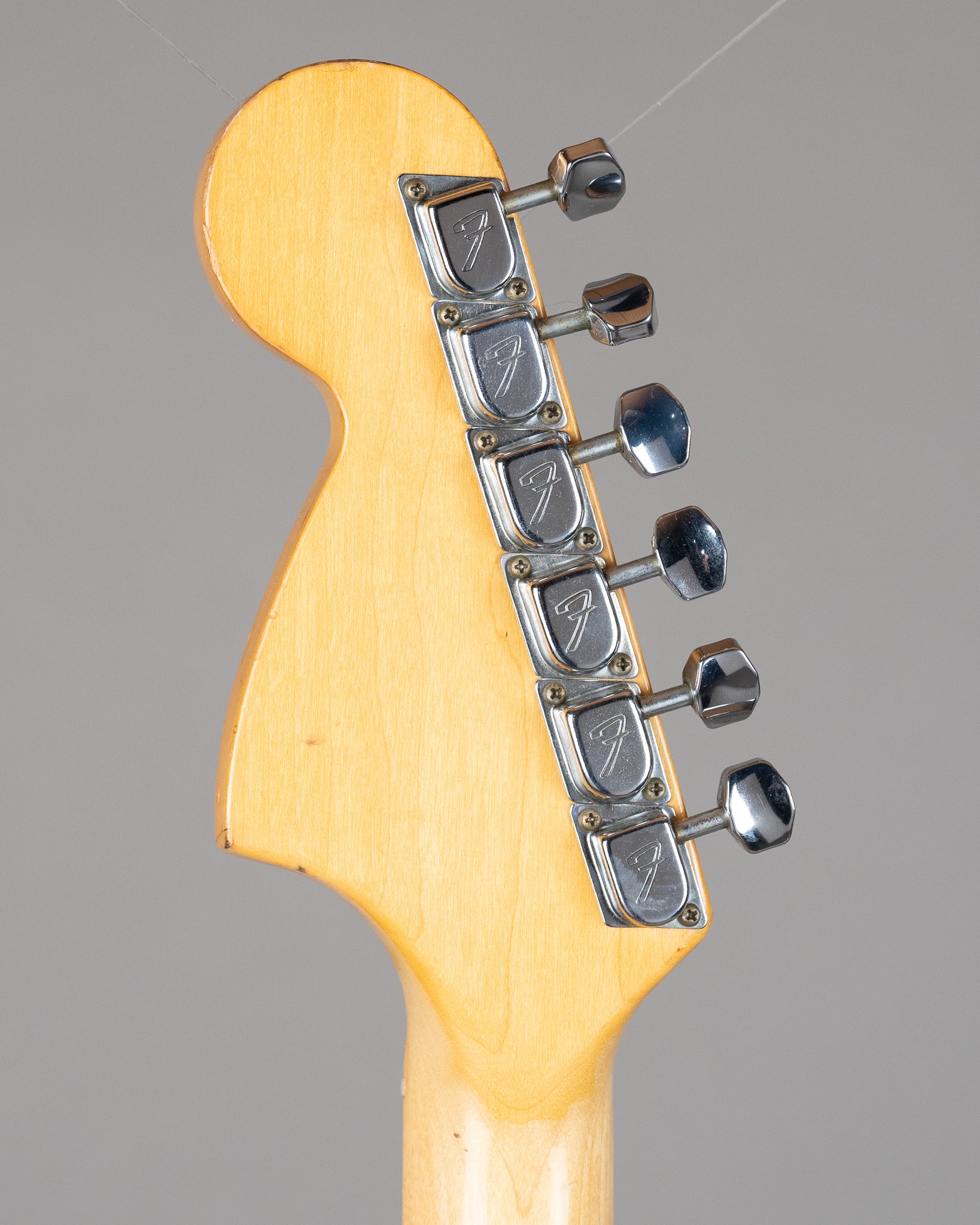 1979 Fender Stratocaster International Series (USA, Moroccan Red,  HSC)