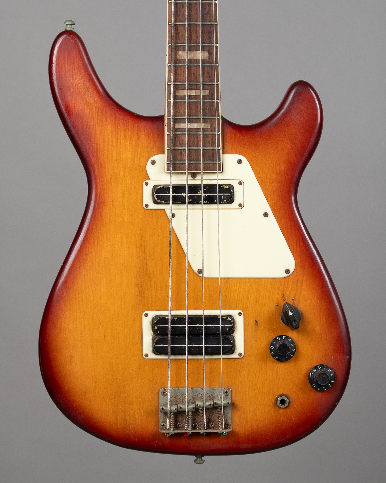 c1990s Guya (Guyatone) Character Bass (Japan, Sunburst)