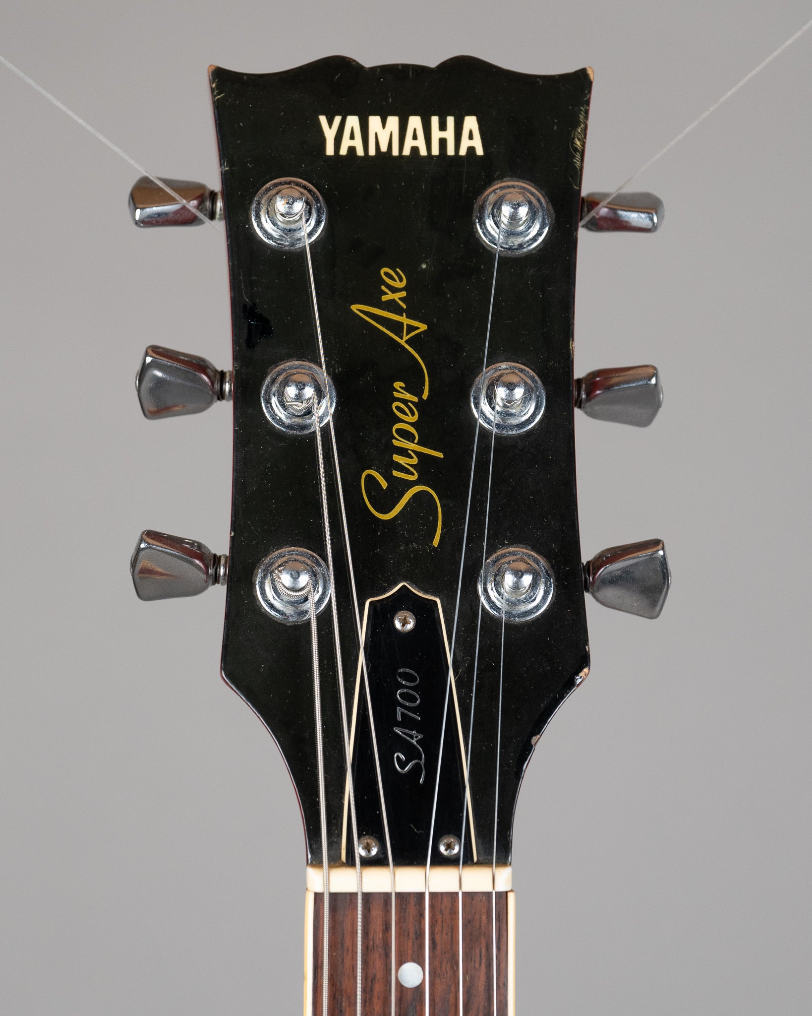 c1980 Yamaha SA-700 Super Axe (Japan, Cherry Red, OHSC)