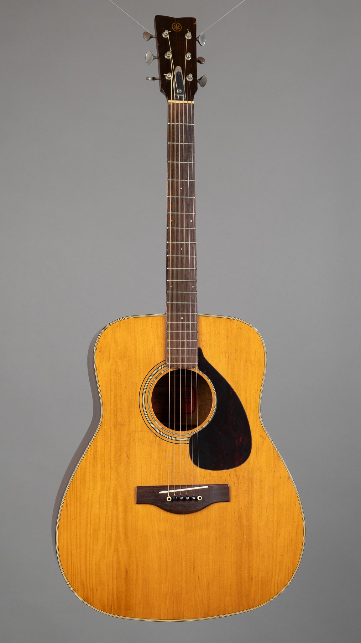 c1969 Yamaha FG-180 Red Label (Japan, OHSC)