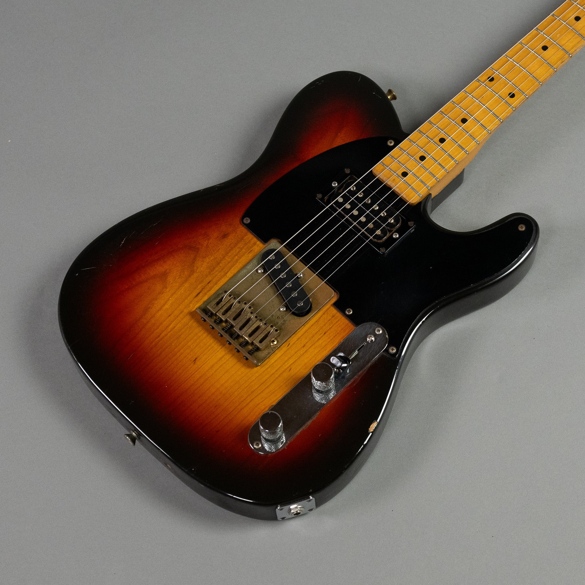 1985 Fender TL67-70SPL Telecaster "Sonny" (Japan, Sunburst)