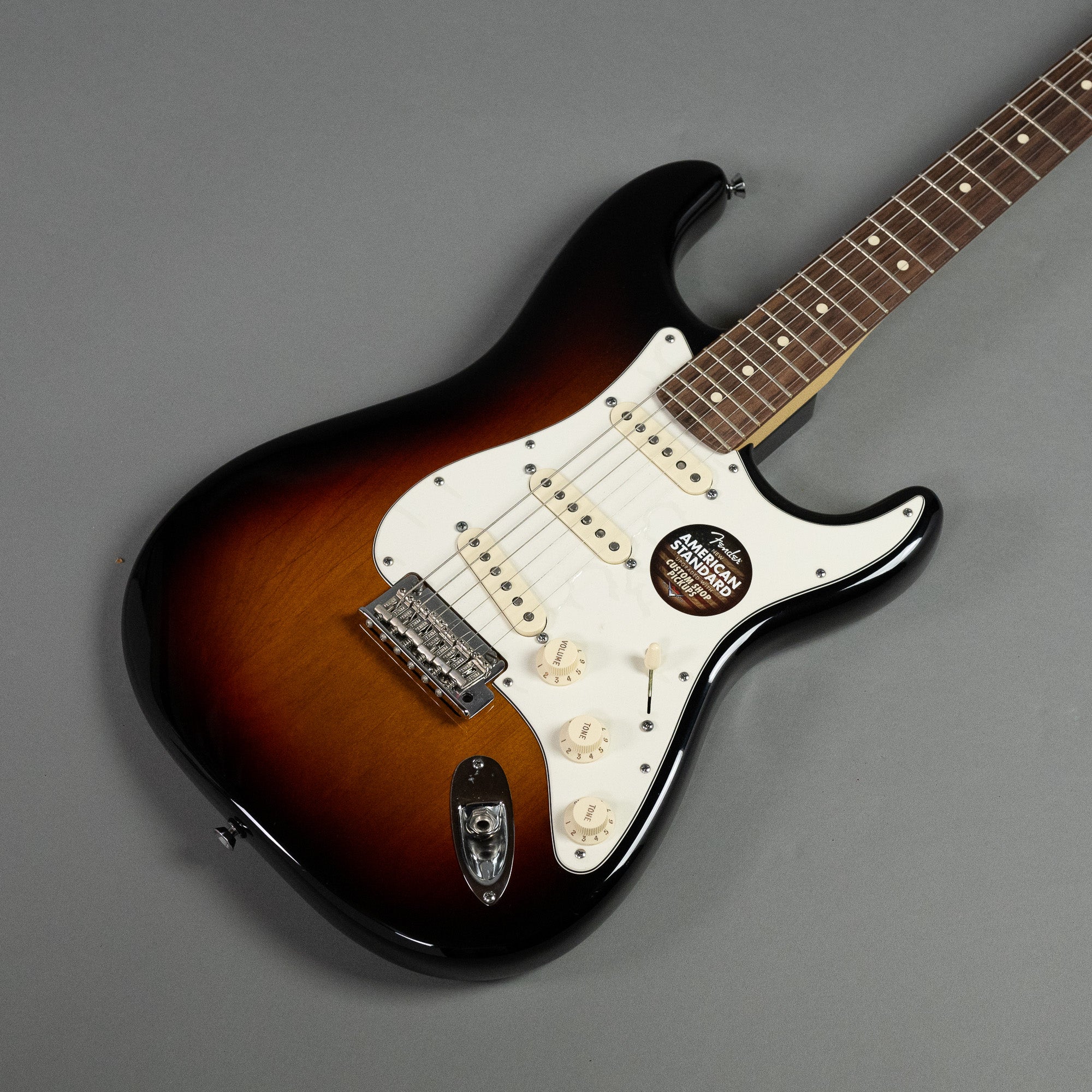 2013 Fender American Standard Stratocaster (USA, Sunburst, OHSC)