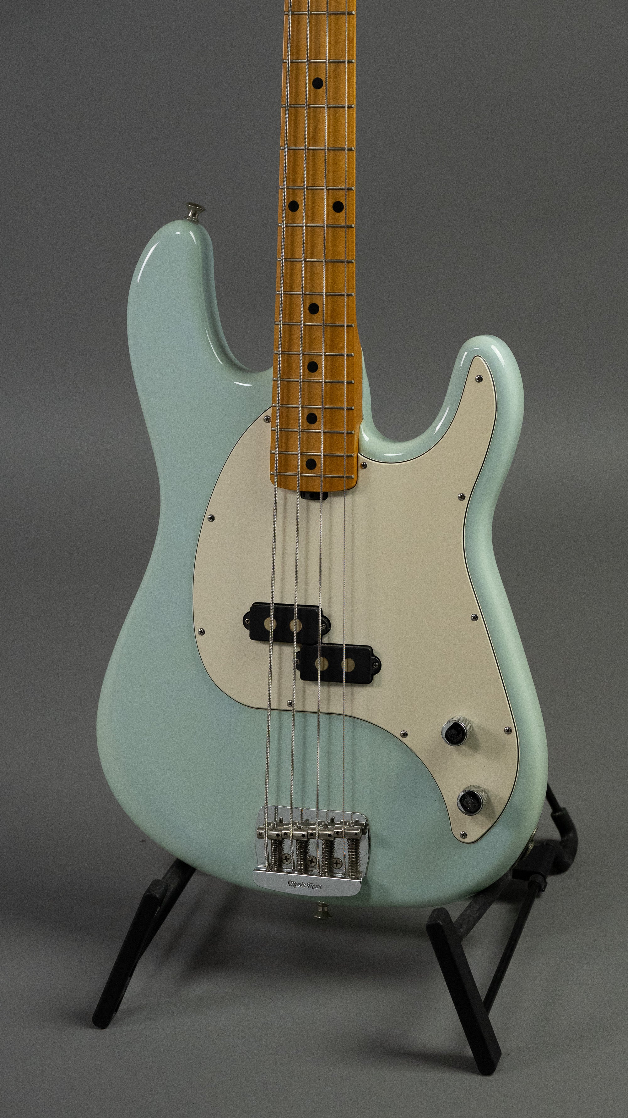 2017 Music Man Cutlass Bass (Diamond Blue, USA, HSC)