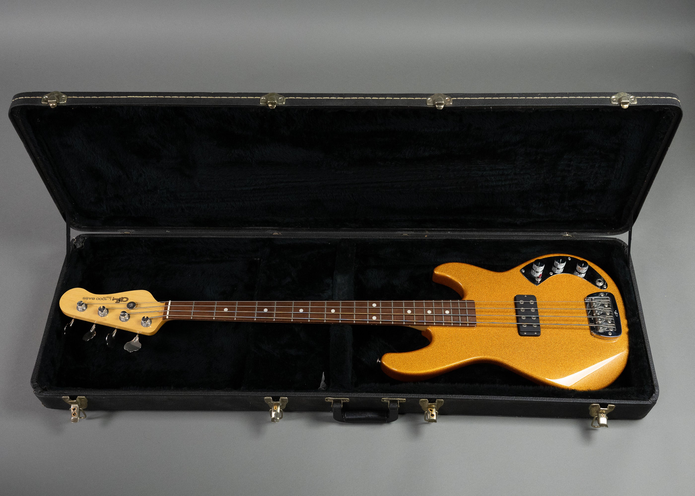 2020 G&L L-1000 Bass (Gold Sparkle, USA, HSC)