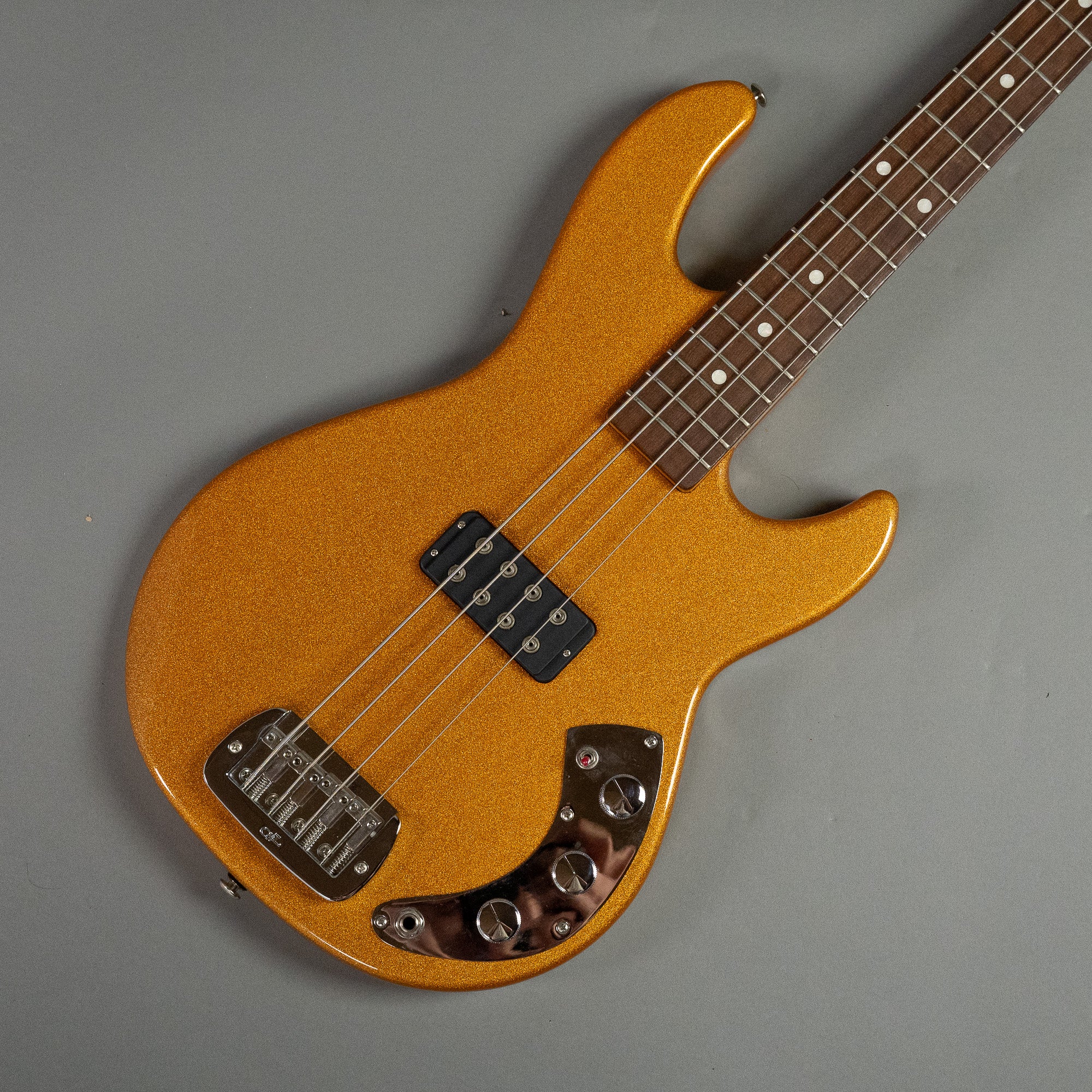 2020 G&L L-1000 Bass (Gold Sparkle, USA, HSC)