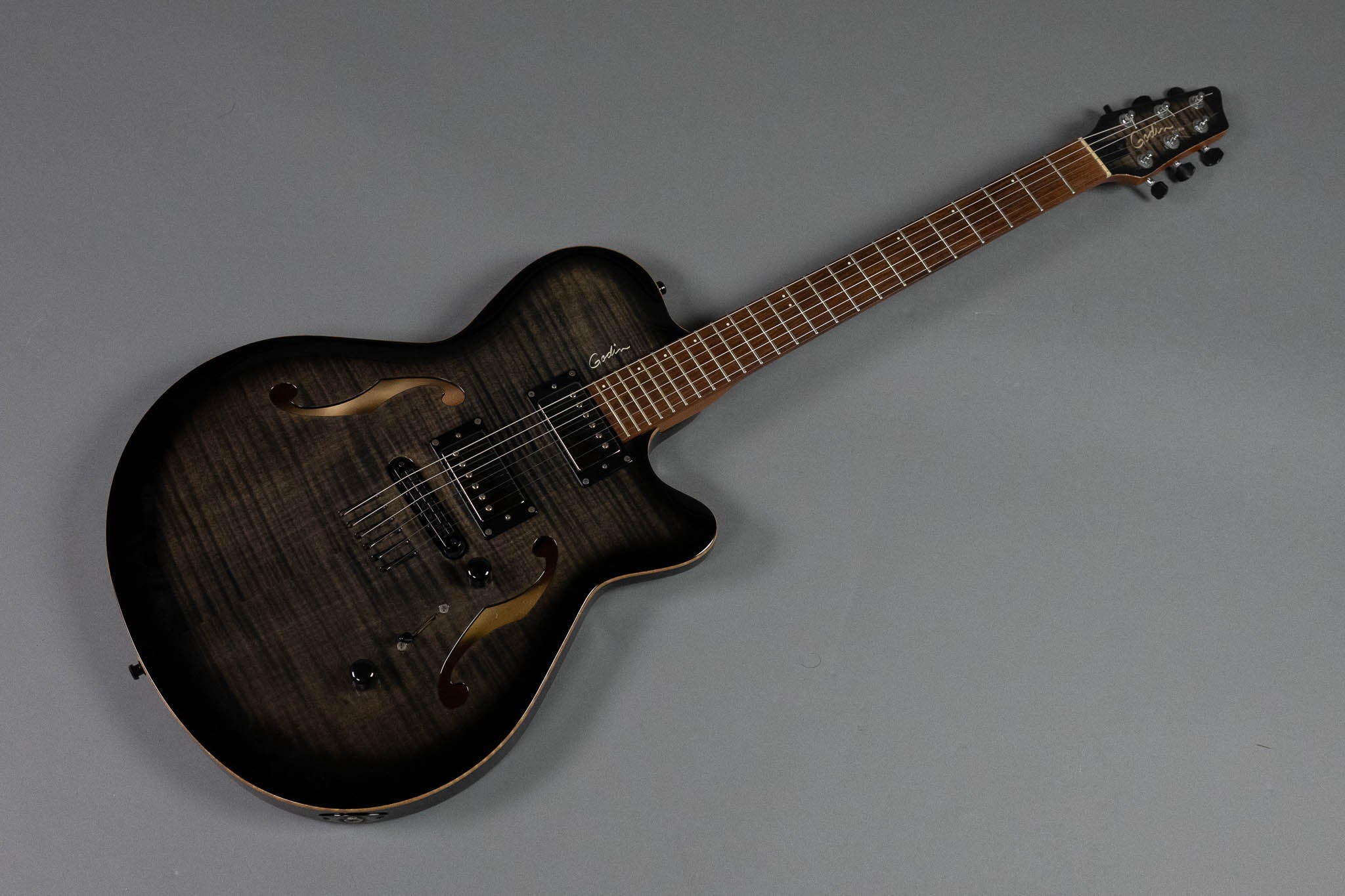 2002 Godin Flat 5 (Canada, Charcoal Burst, HSC)