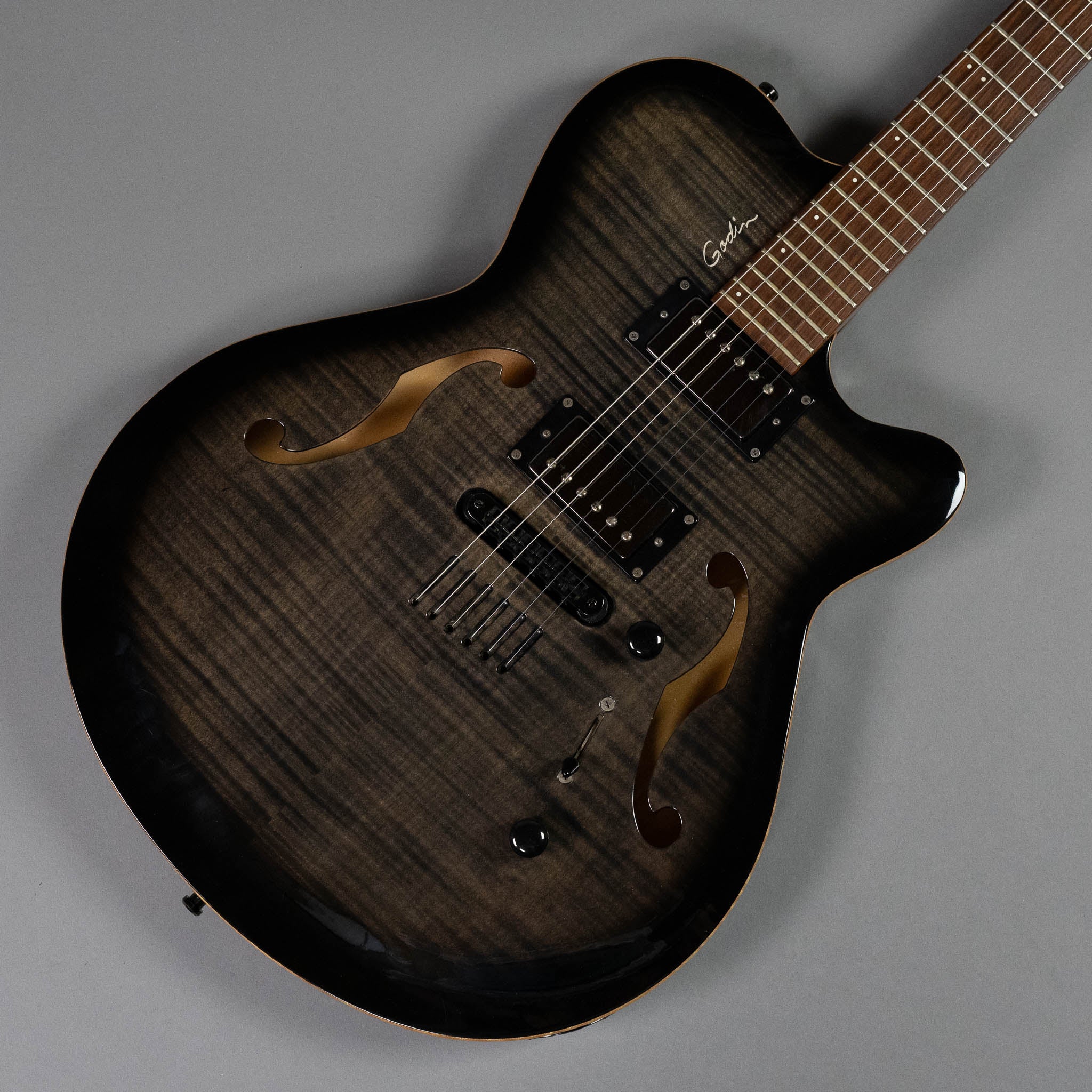 2002 Godin Flat 5 (Canada, Charcoal Burst, HSC)