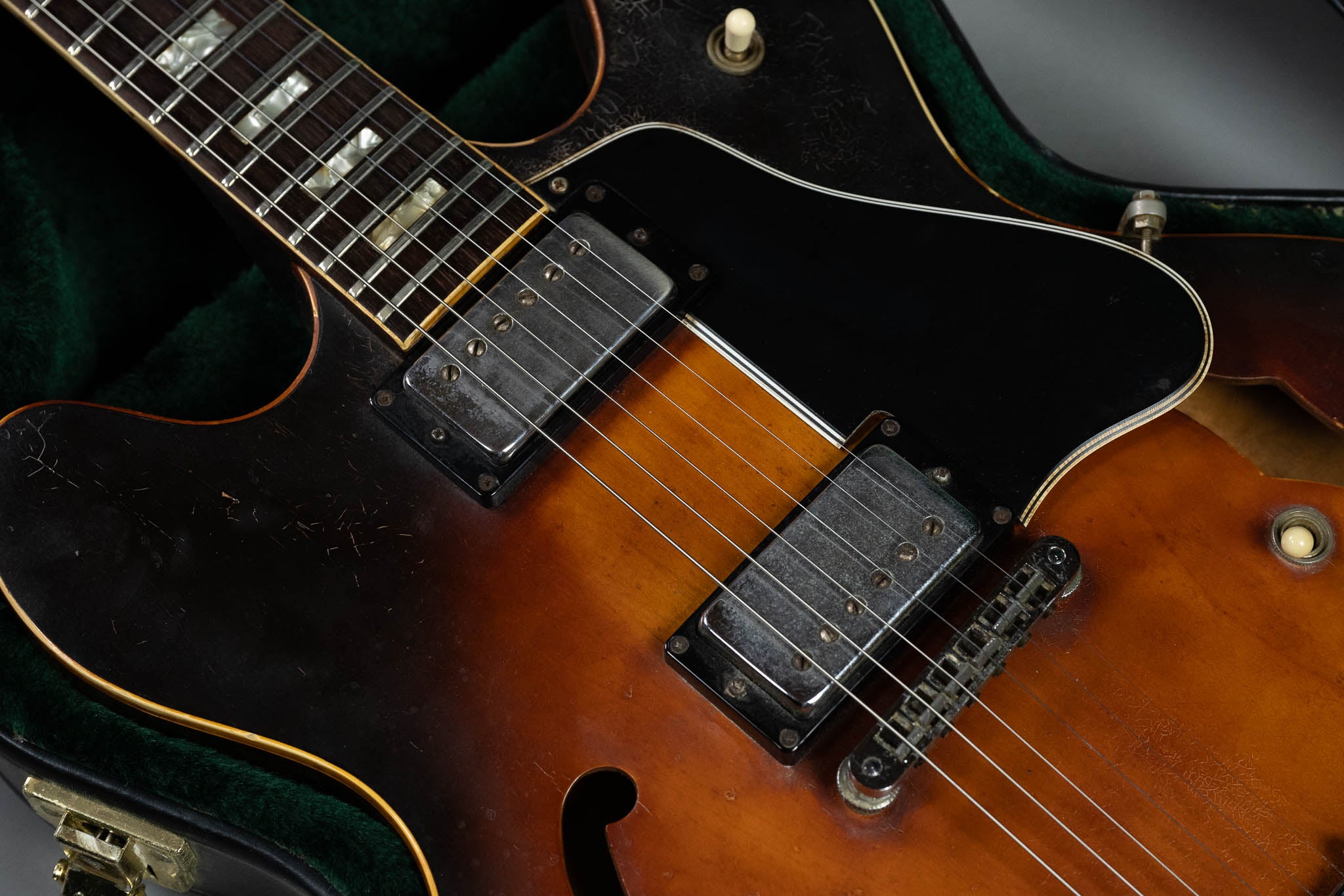 1976 Gibson ES-335TD (USA, Nicotined Sunburst, HSC)