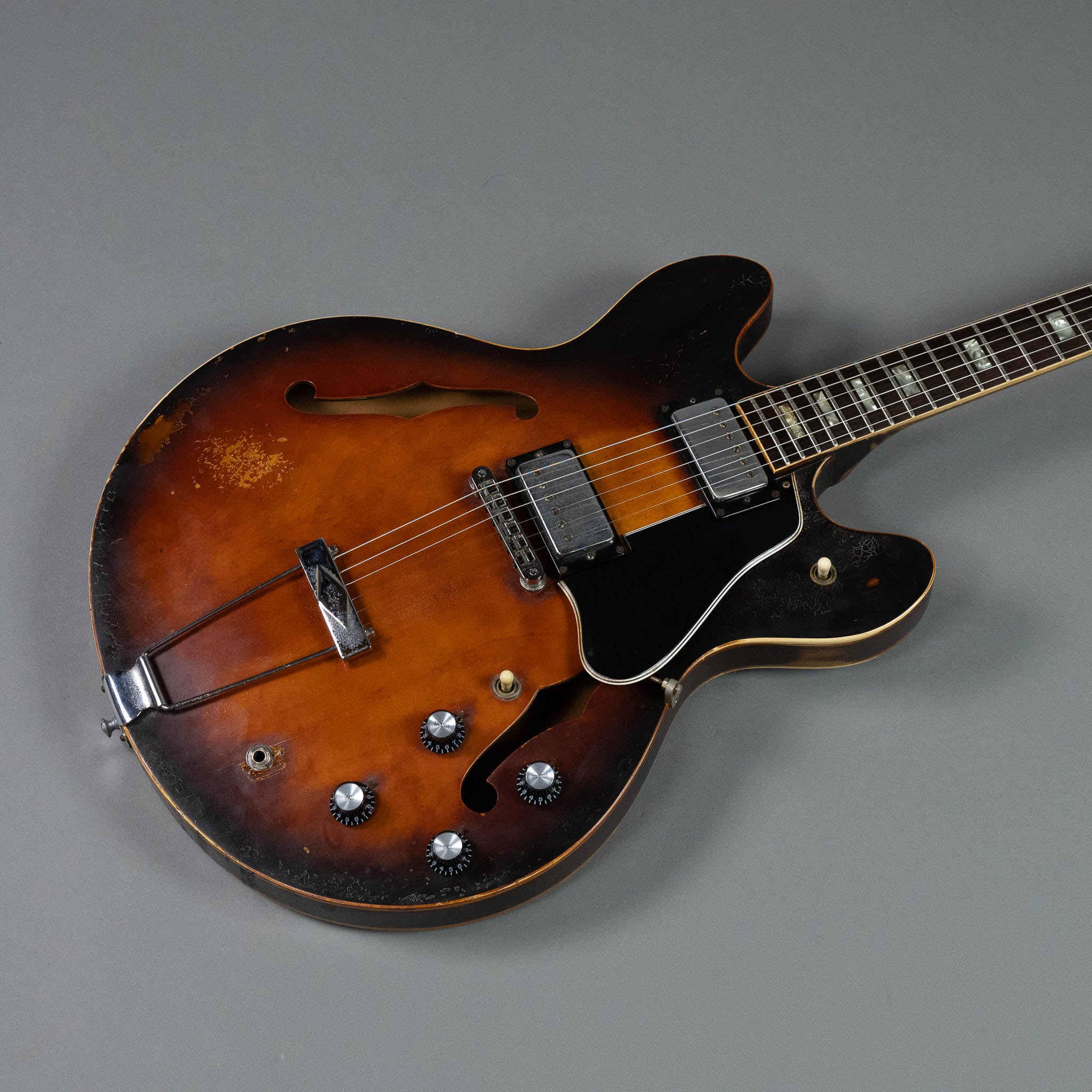 1976 Gibson ES-335TD (USA, Nicotined Sunburst, HSC)