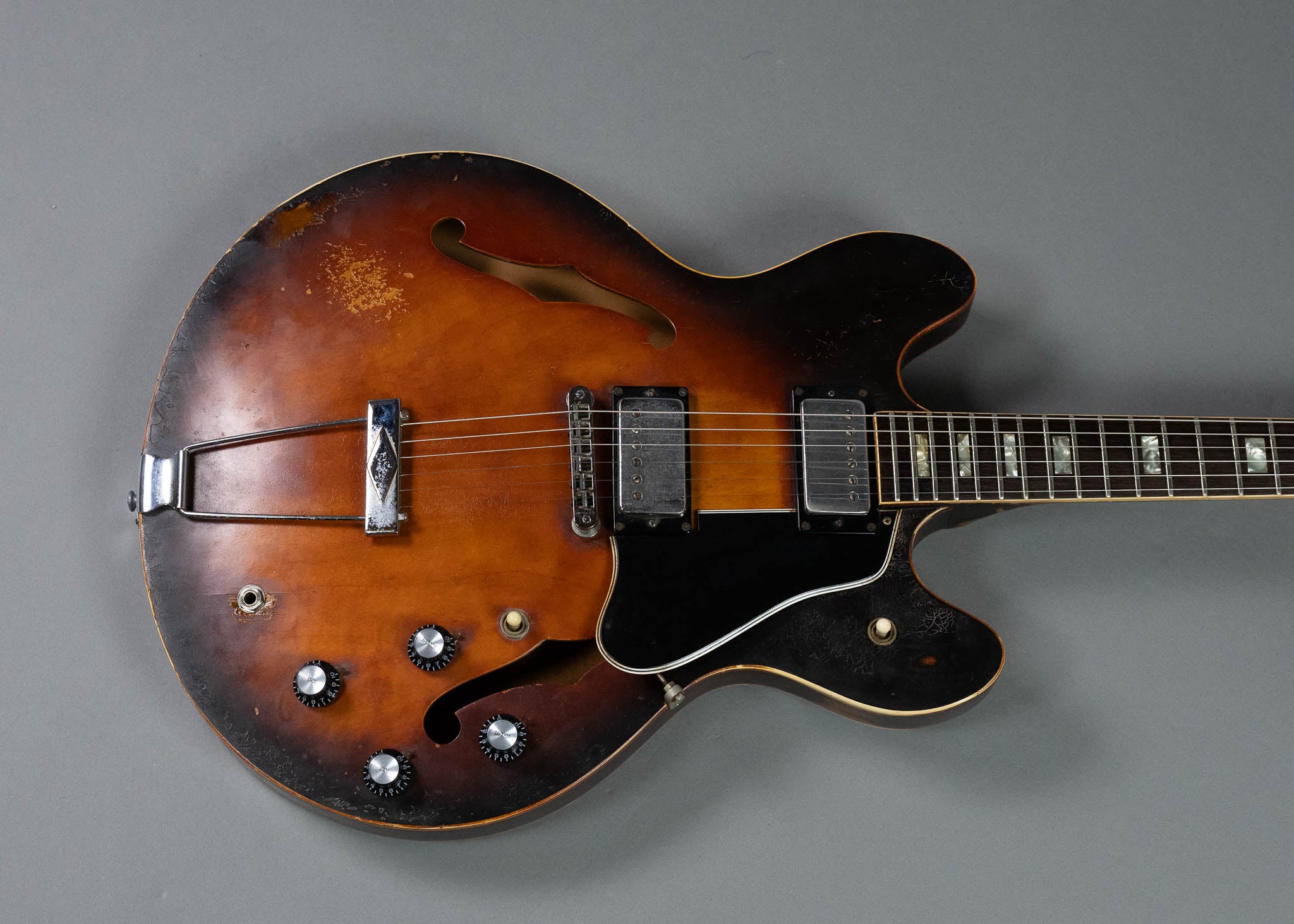 1976 Gibson ES-335TD (USA, Nicotined Sunburst, HSC)