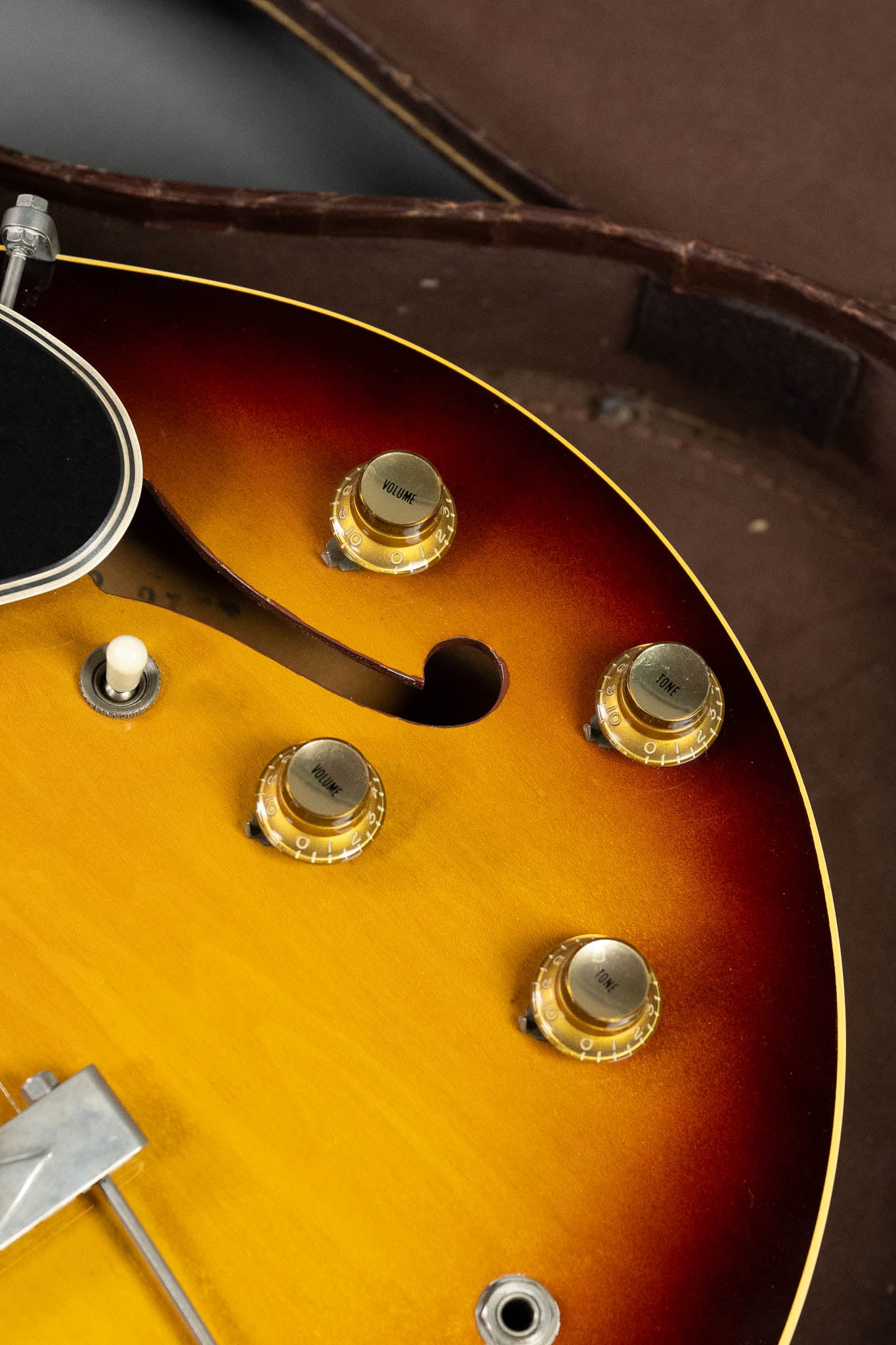 1960 Gibson ES-330 (USA, Sunburst, Original Case)