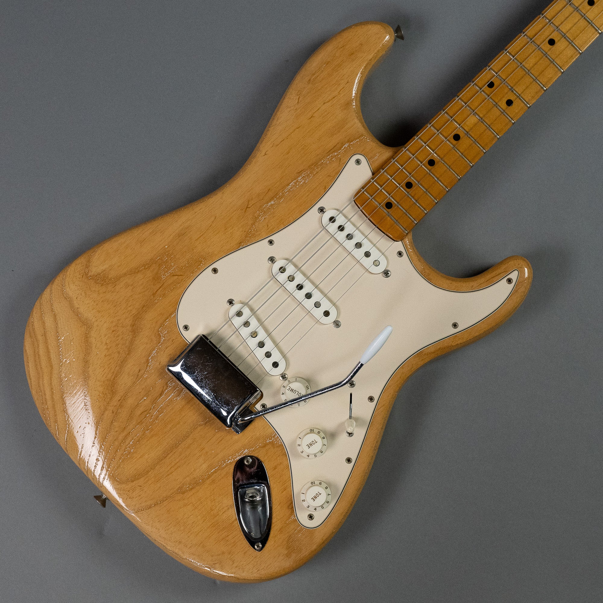 2001 Fender AVRI '70s Stratocaster (USA, Natural, HSC)