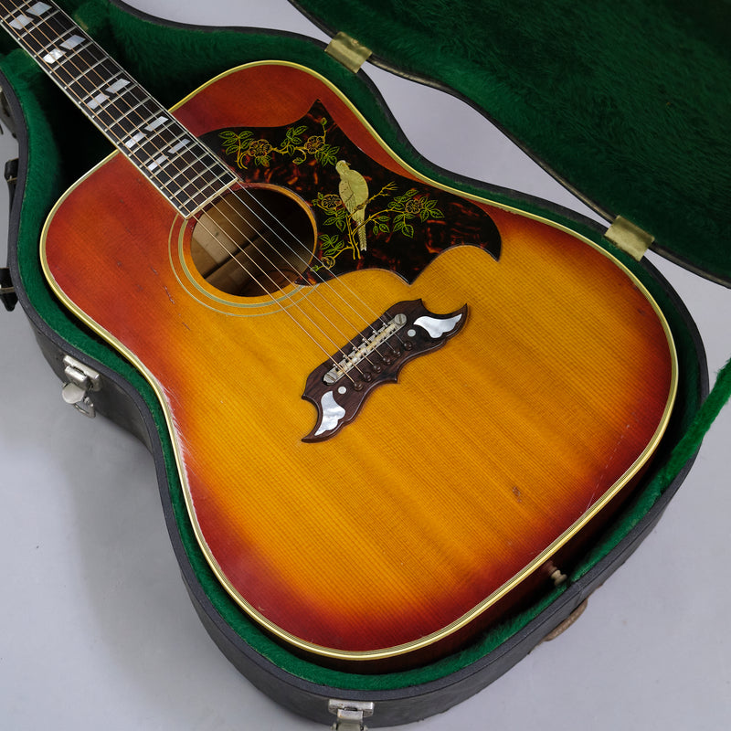 1962 Gibson Dove (USA, Cherry Sunburst, HSC)