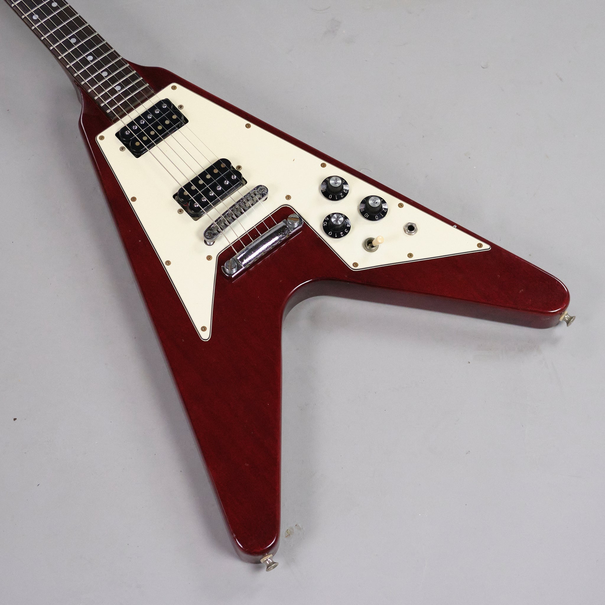 1979 Greco FV-900 Flying V (Japan, Cherry)